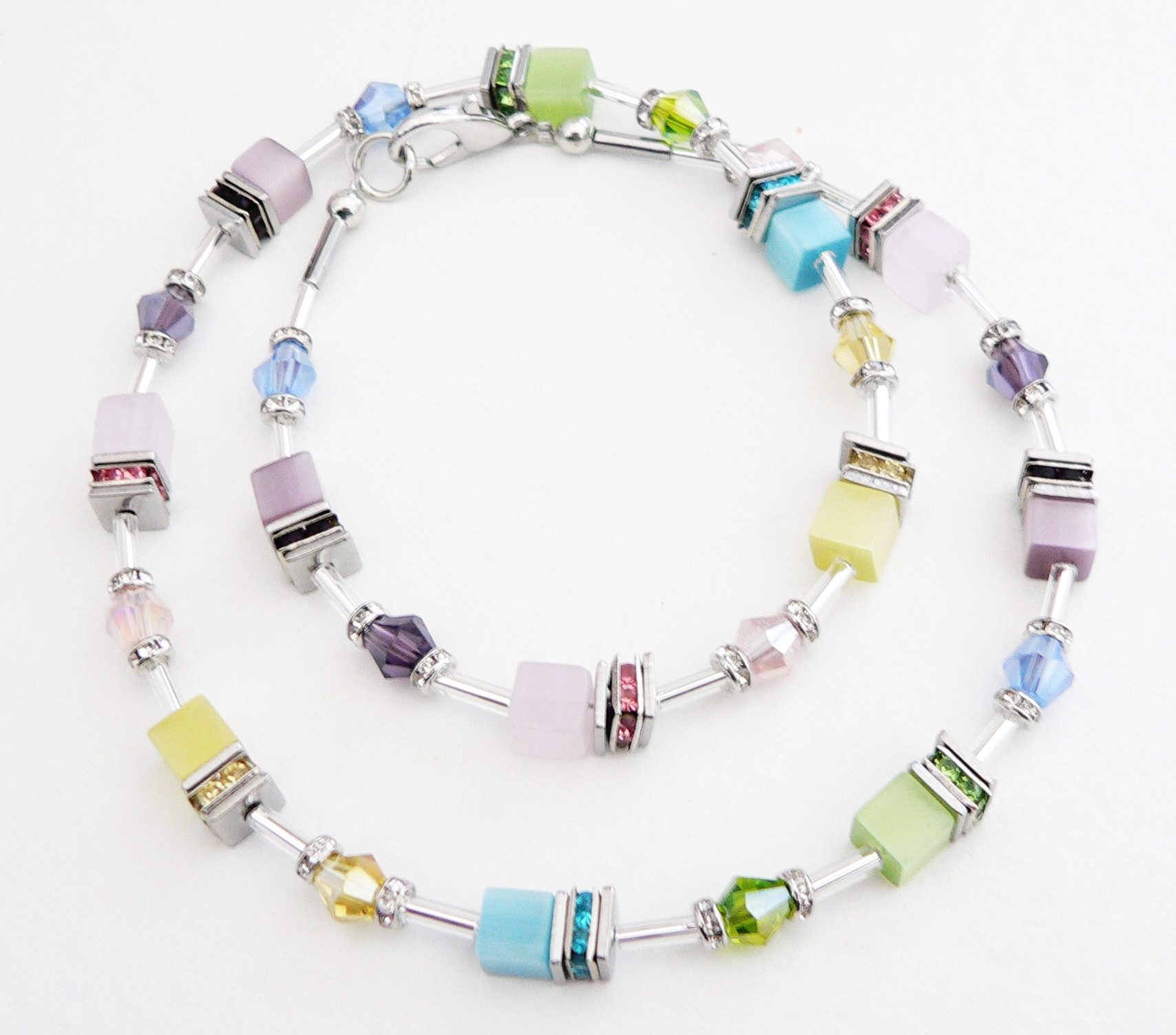 traumschmuck Collier 500. Collier Würfel Cat Eye Polaris Glasrhomben Strass (Valentinstag, Muttertag), handgefertigt, Made in Germany