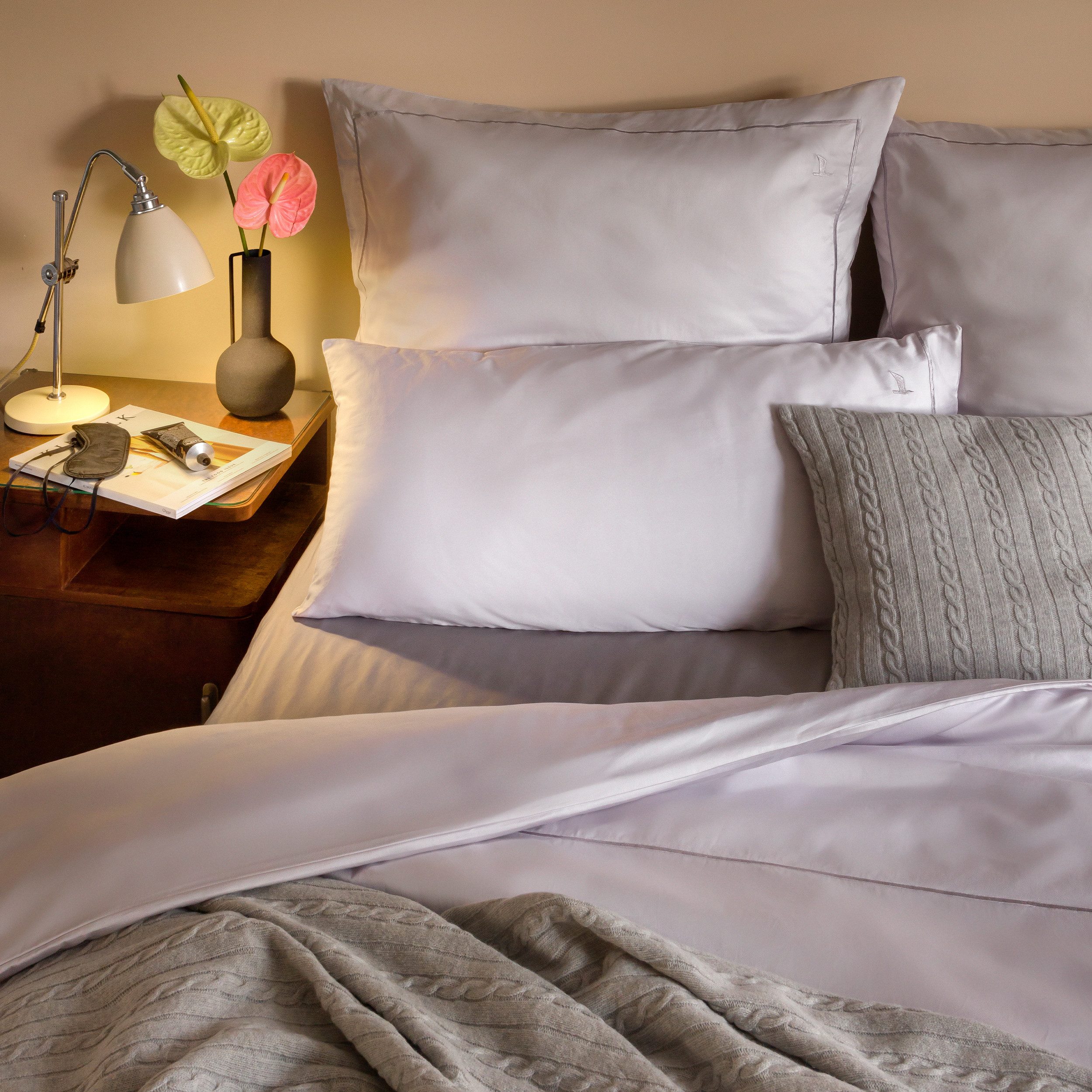 Möve Bettwäsche Möve Luxury Bettwäsche Set, Satin, 2 teilig, mit elegantem Zierstick