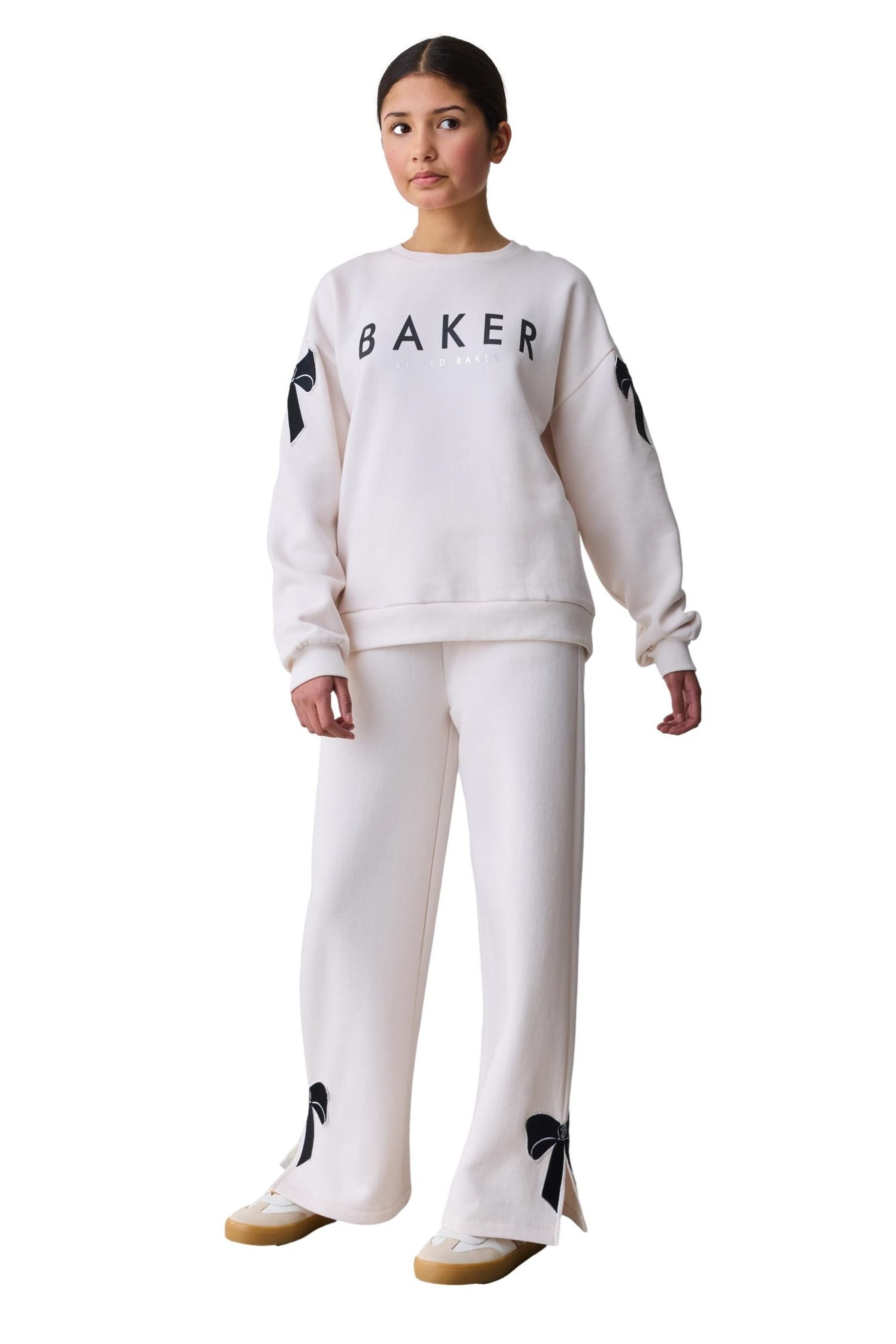 Baker by Ted Baker Sweatanzug Baker by Ted Baker Sweatshirt und Jogginghose (2-tlg)