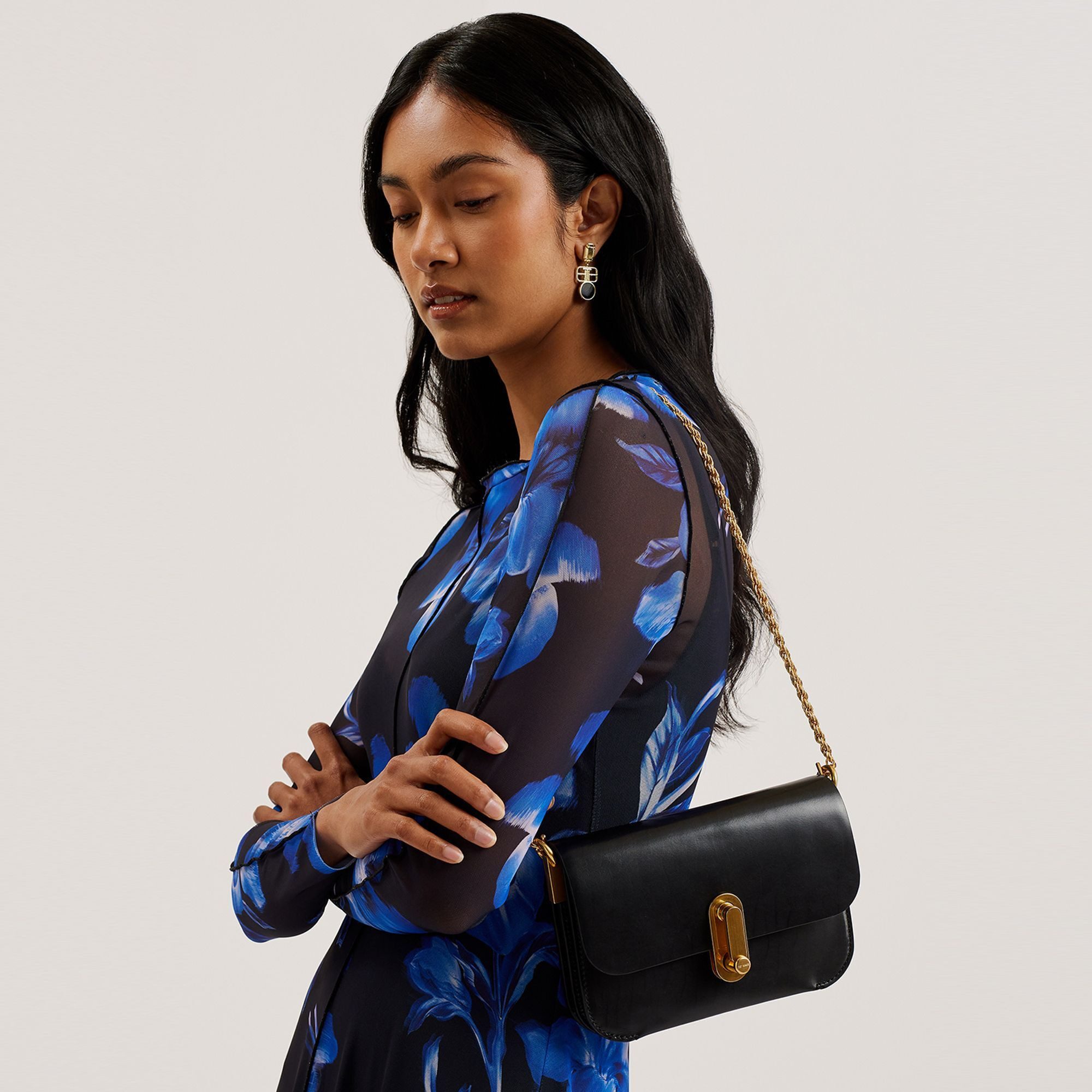 Ted Baker Schultertasche Kkaysa, Leder günstig online kaufen