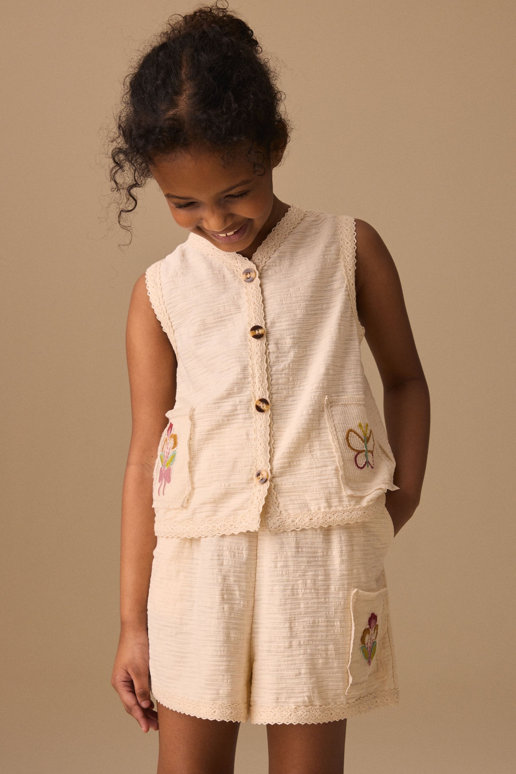 Next Top & Shorts Set mit Weste und Shorts (2-tlg)