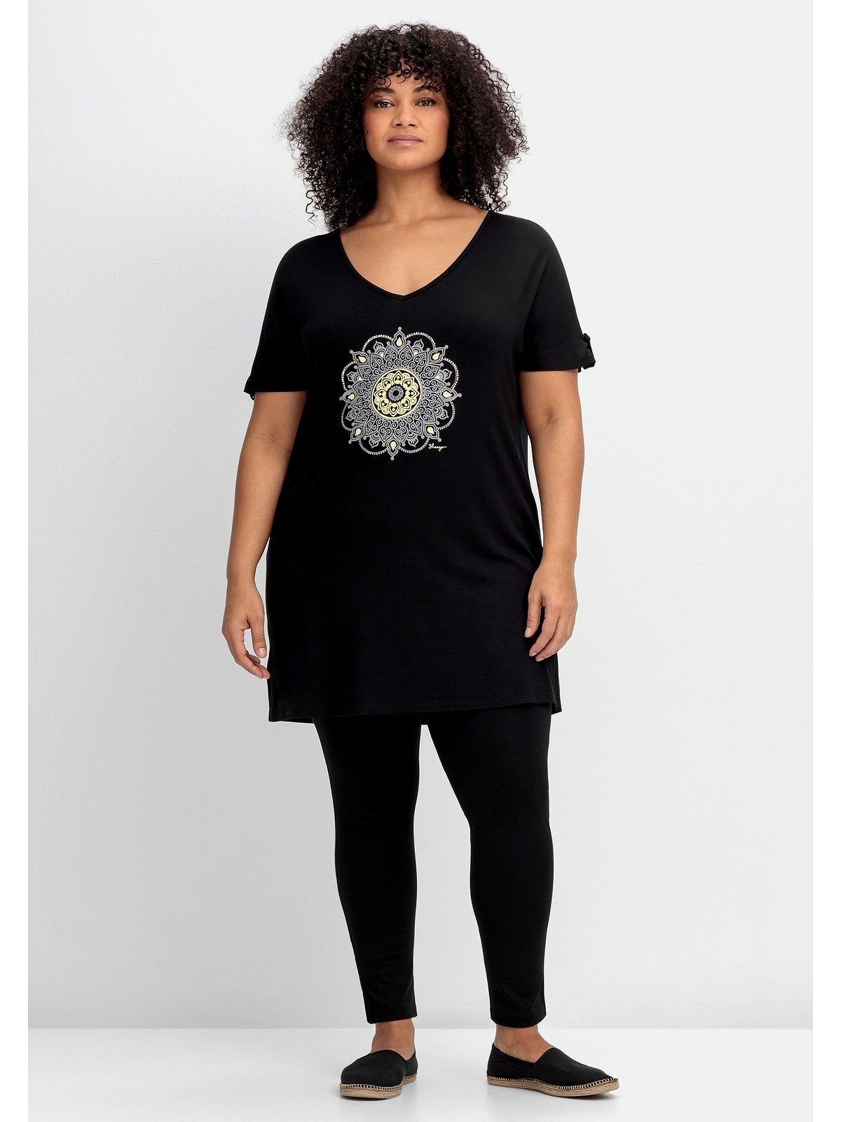 Sheego Longshirt Große Größen mit Frontdruck, in Oversize-Form