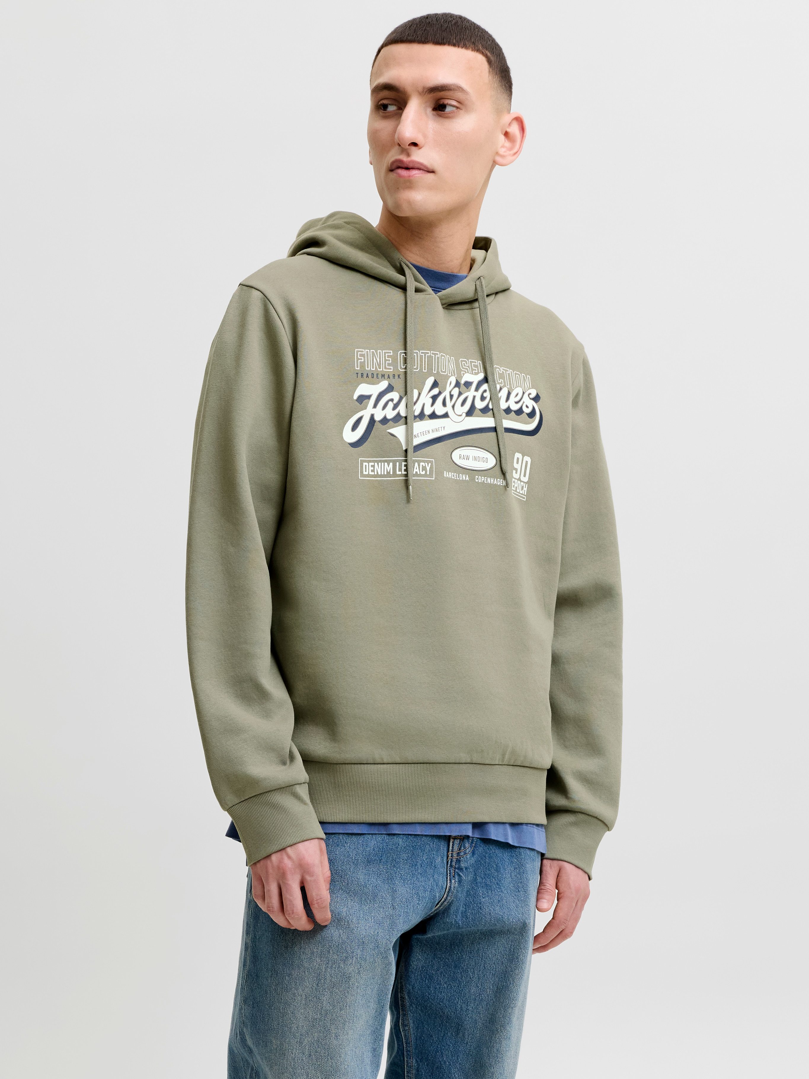 Jack & Jones Kapuzensweatshirt JJELOGO SWEAT HOOD 2 COL AW26 SN Baumwollmischung, regular fit