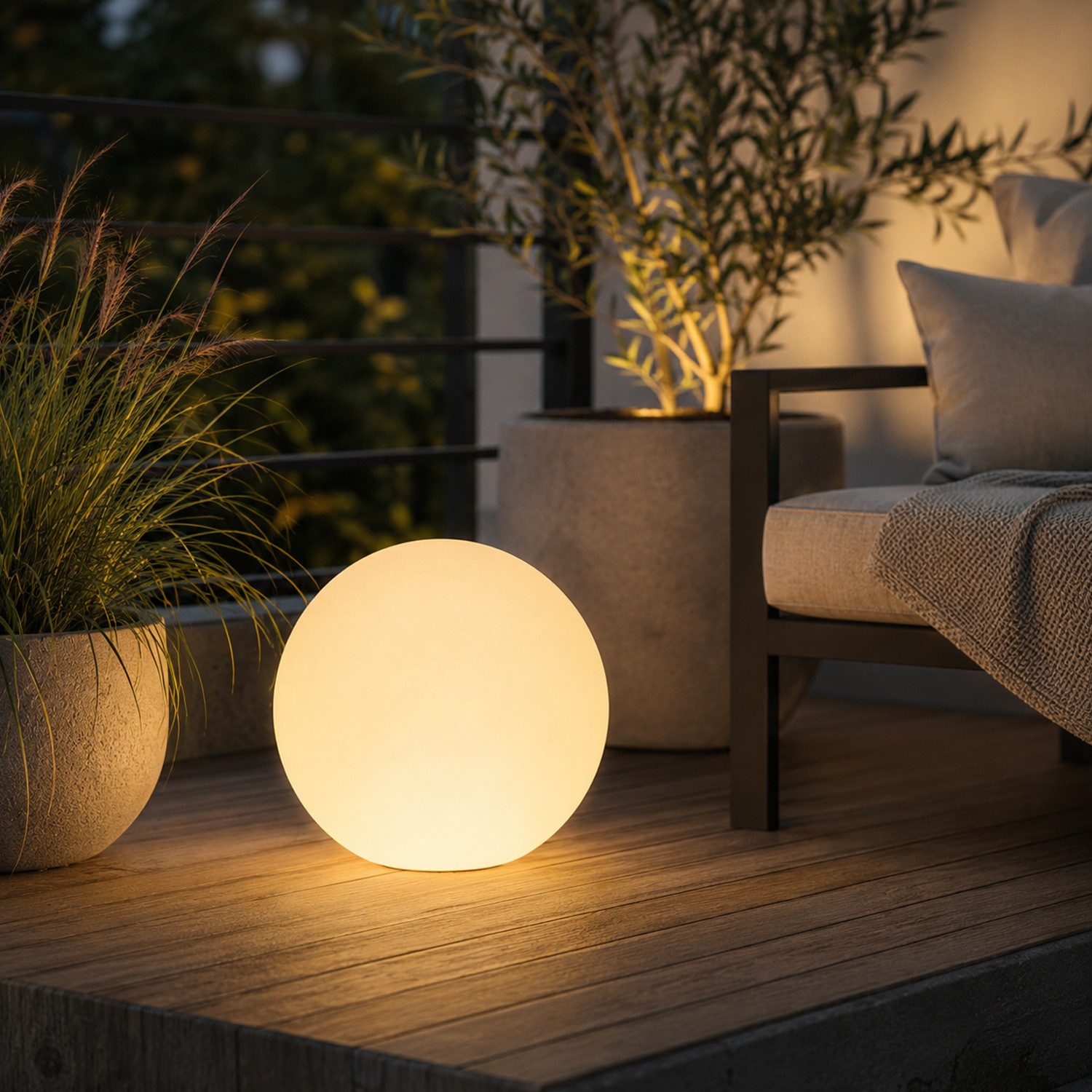 SATISFIRE LED Kugelleuchte LED Leuchtkugel 30cm outdoor beleuchtete Kugel E27 Fassung warmweiß, LED Classic, warmweiß (2100K bis 3000K)