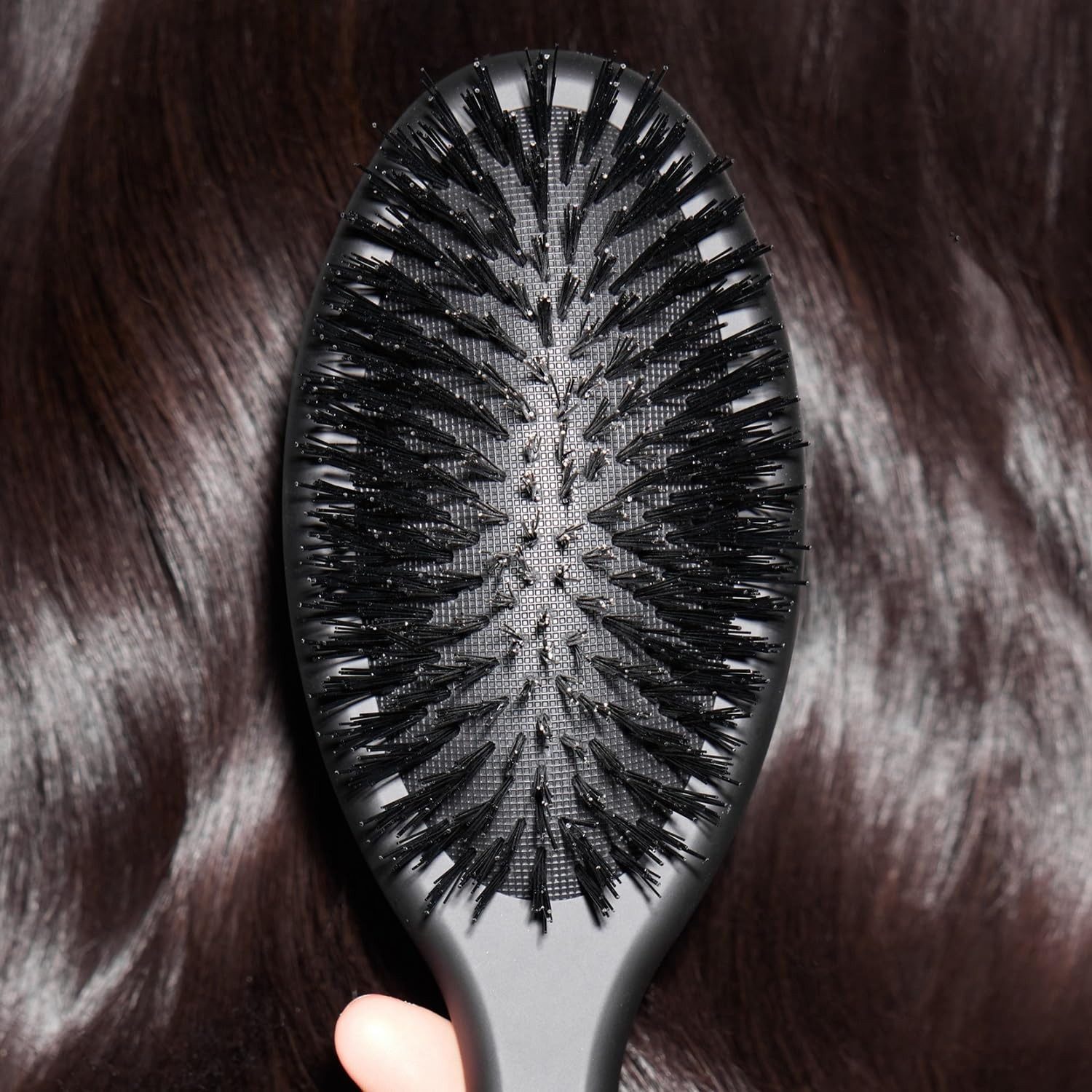 GHD Haarbürste The Dresser, Ovale Haarbürste - Antistatische Nylonborsten, für alle Haartypen, Vielseitiges Styling