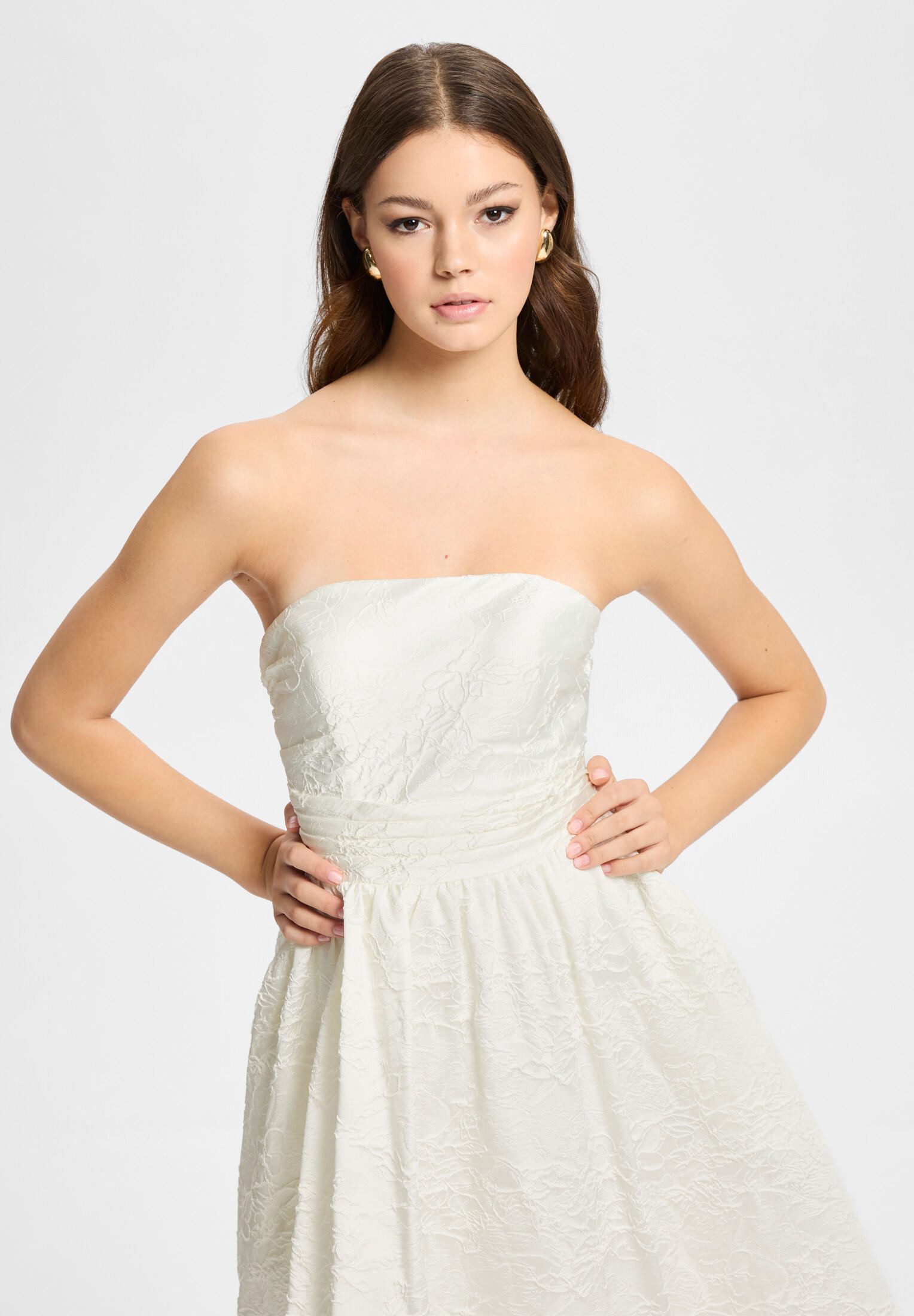 Hey Kyla Cocktailkleid - Ausgestelltes Jaquard-Kleid in Midilänge Taillierter Schnitt mit ausgestelltem Rockteil