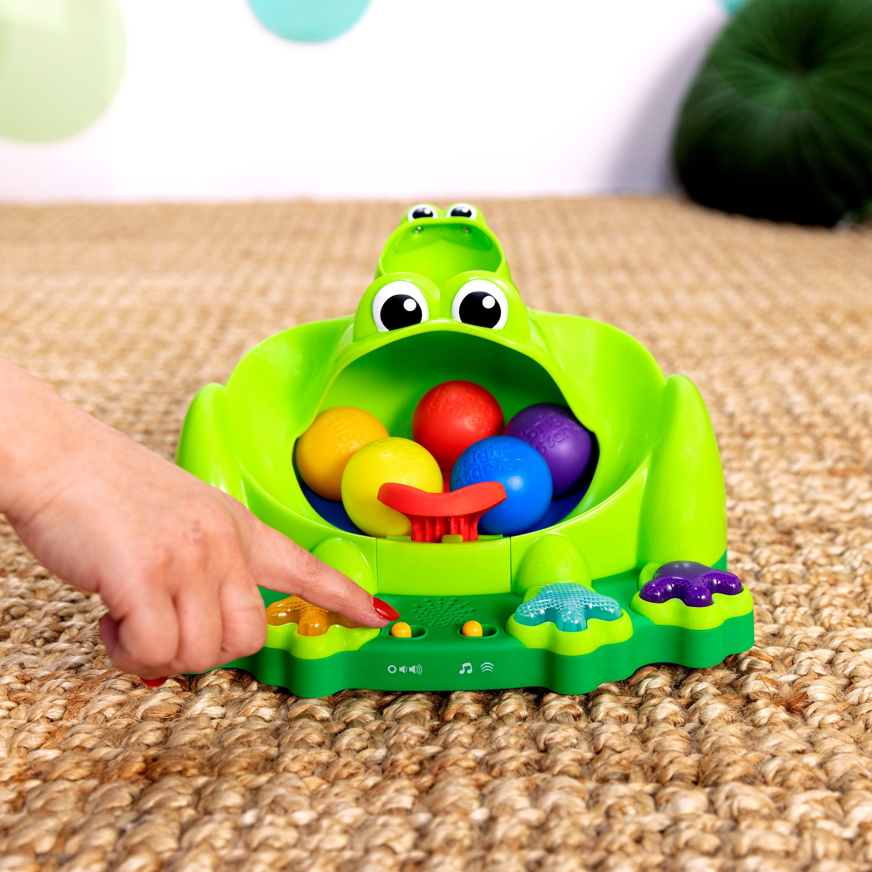 Bright Starts Lernspielzeug Poppin' Ball Frog Ball Play Toy, mit Licht und Sound