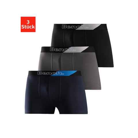 Bench. Boxer Boxershorts für Herren (Packung, 3-St) mit modischem Streifen im Webbund