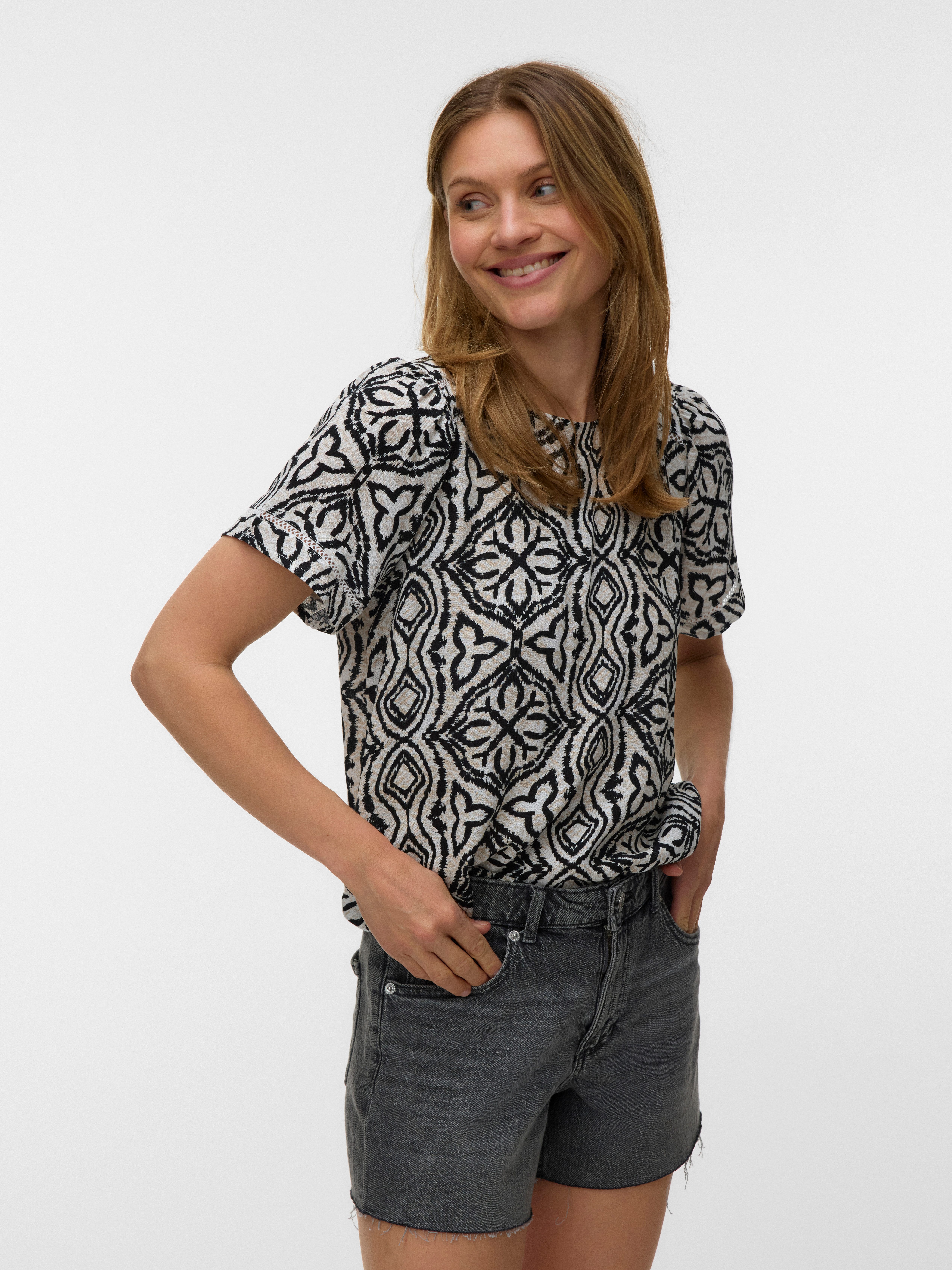 Vero Moda Shirtbluse VMMENNY LACE SS TOP WVN GA Viskose, regular fit