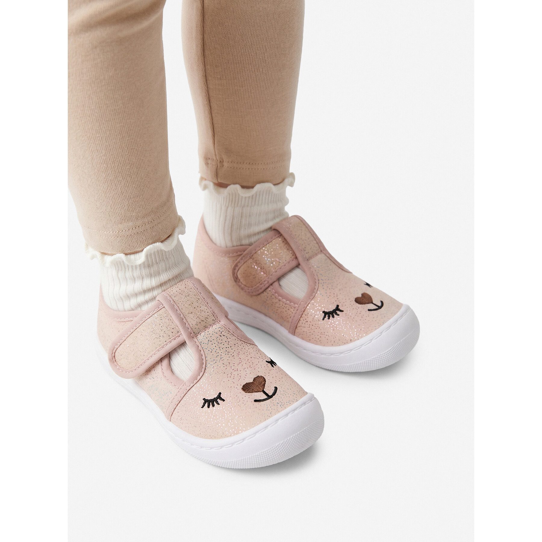 DeeZee Deezee Mädchen Hausschuhe 5907964181996 Beige Plüsch Hausschuhe