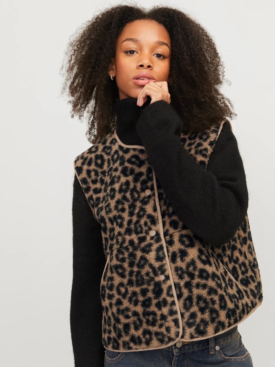 JJXX Plüschweste JXVERA (1-tlg) für einen lässigen Look in unifarben oder mit Leopardenmuster