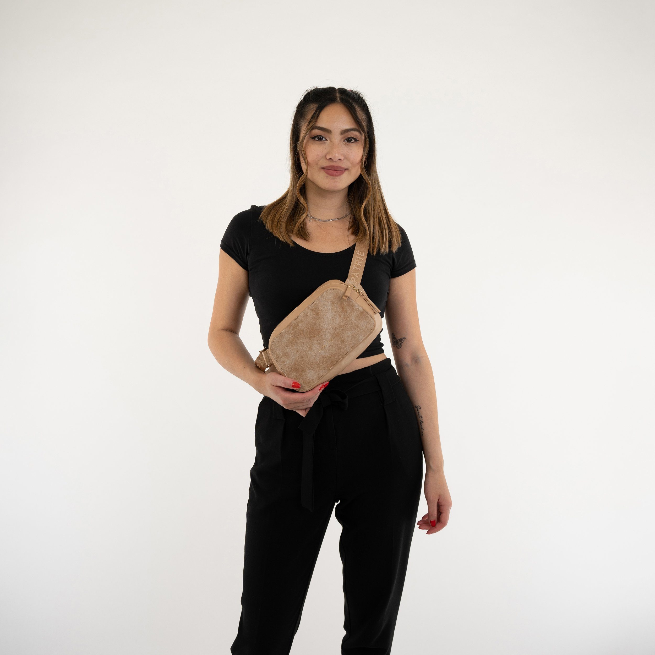 Expatrié Umhängetasche Fleur Bauchtasche Damen, Crossbody Tasche, Veganes Kunstleder, Verstellbarer Schultergurt