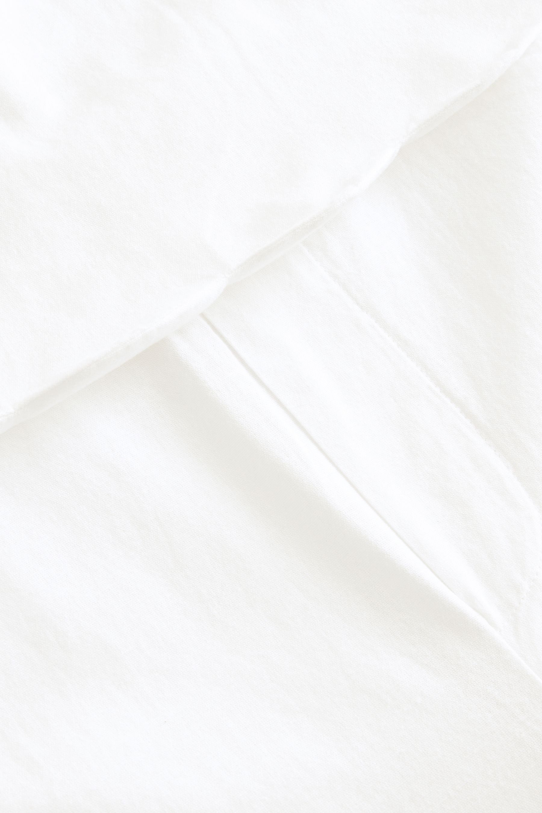 Next Playsuit Ärmelloser Playsuit mit Bogenkanten (1-tlg)