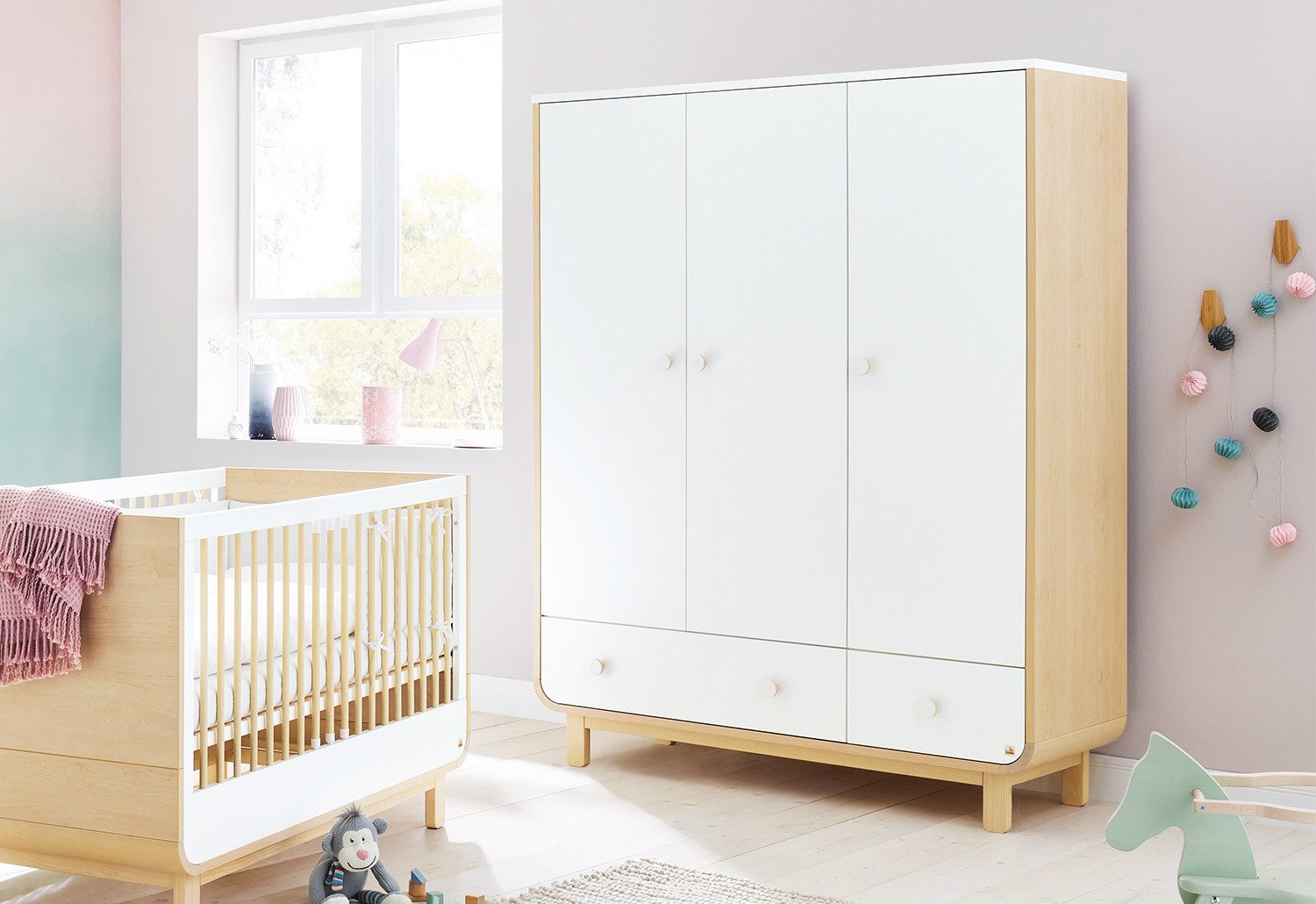 Pinolino® Kinderkleiderschrank Kleiderschrank 'Round' groß
