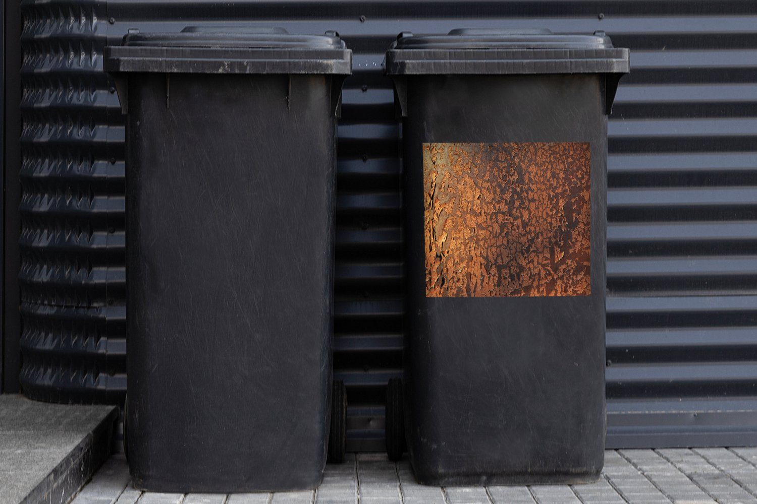 Abfalbehälter Rost Stahl - Container, Sticker, Retro - - St), Mülltonne, Metalle Wandsticker MuchoWow Mülleimer-aufkleber, (1