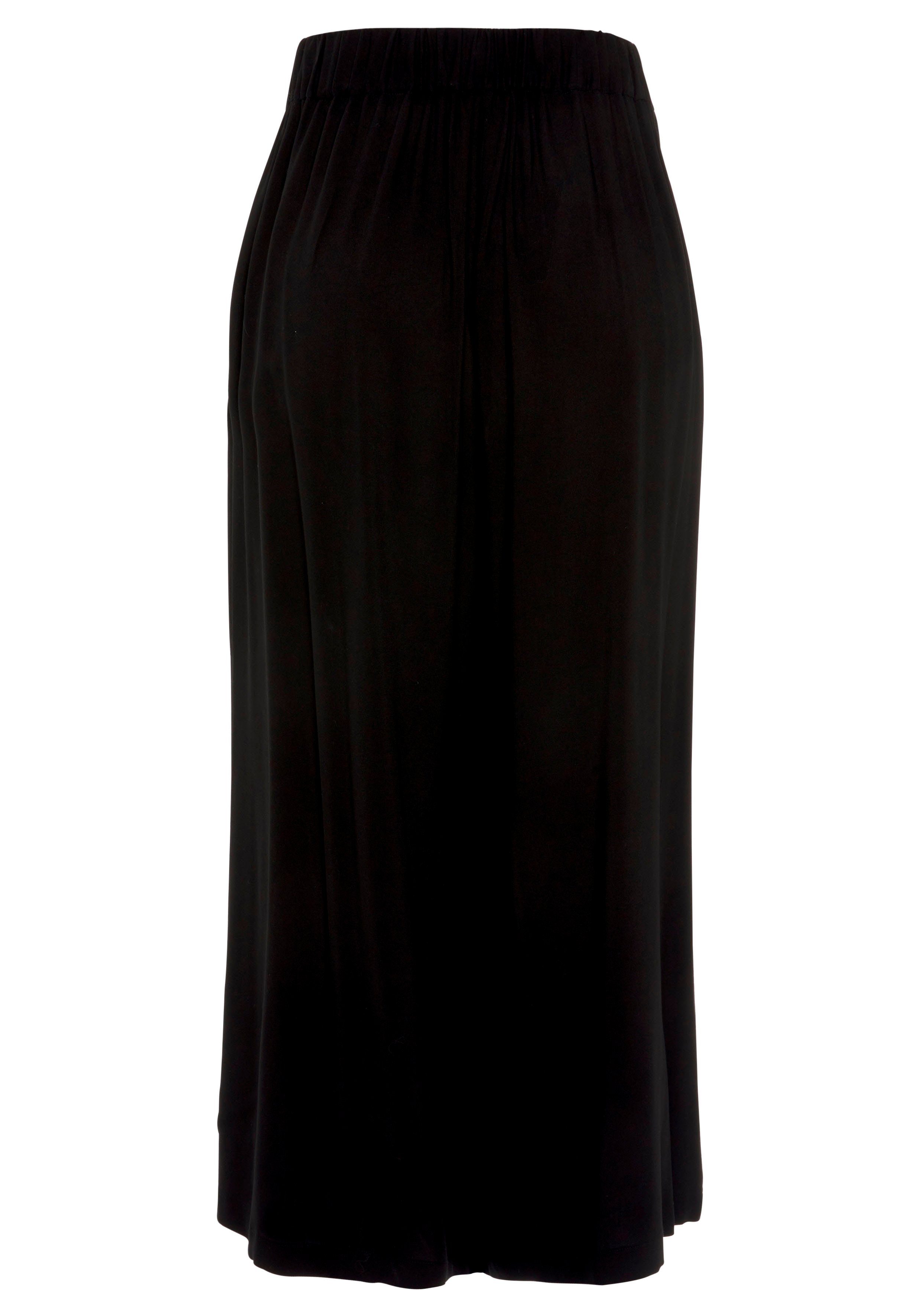 LASCANA Culotte aus fließender Viskose mit Taschen weites Bein, luftige Sommerhose, sommerlich, modisch – Bild 4 von 5