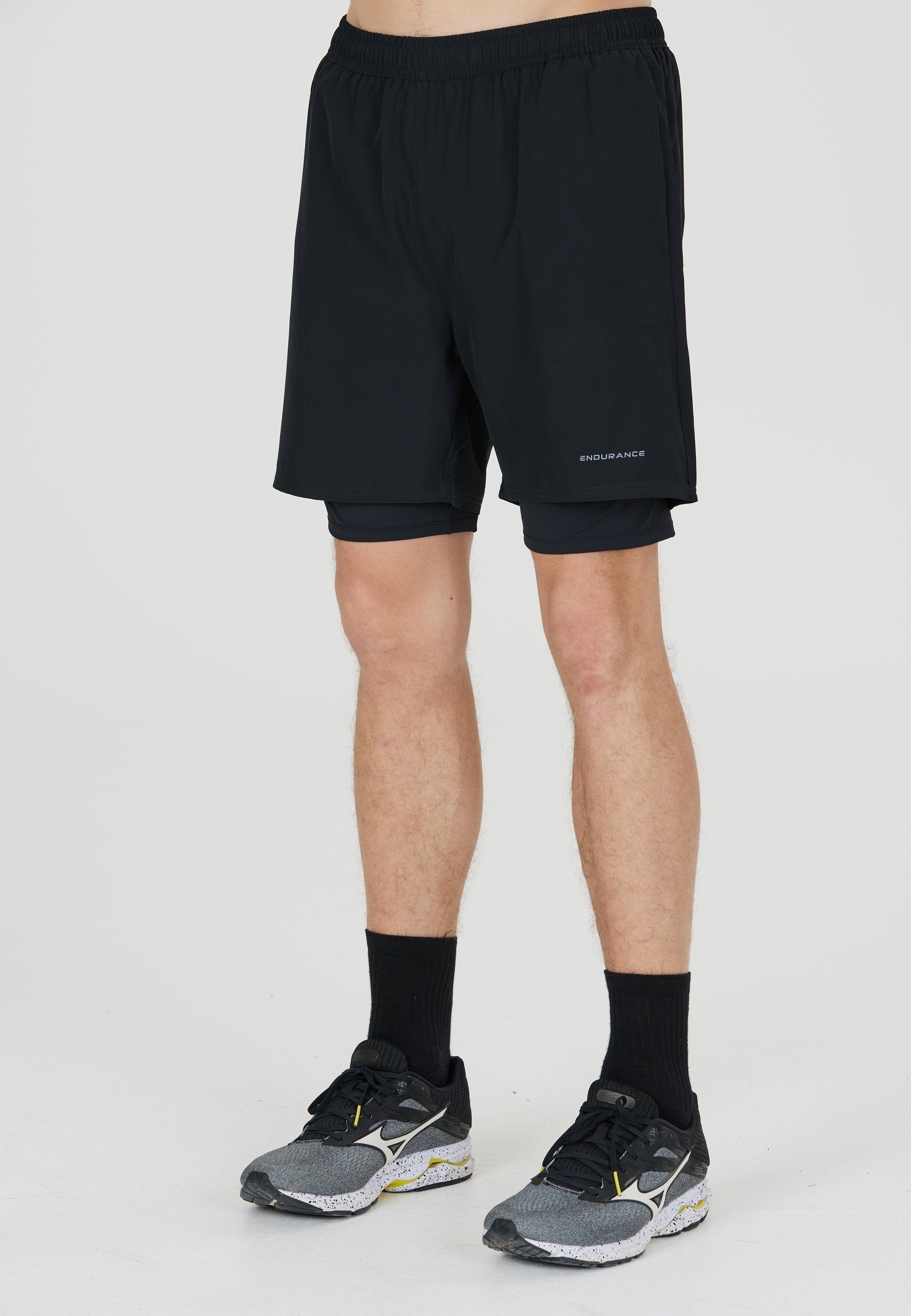 und ENDURANCE Shorts Im Quick Dry Kros 2-in-1-Design Stretch-Funktion schwarz mit