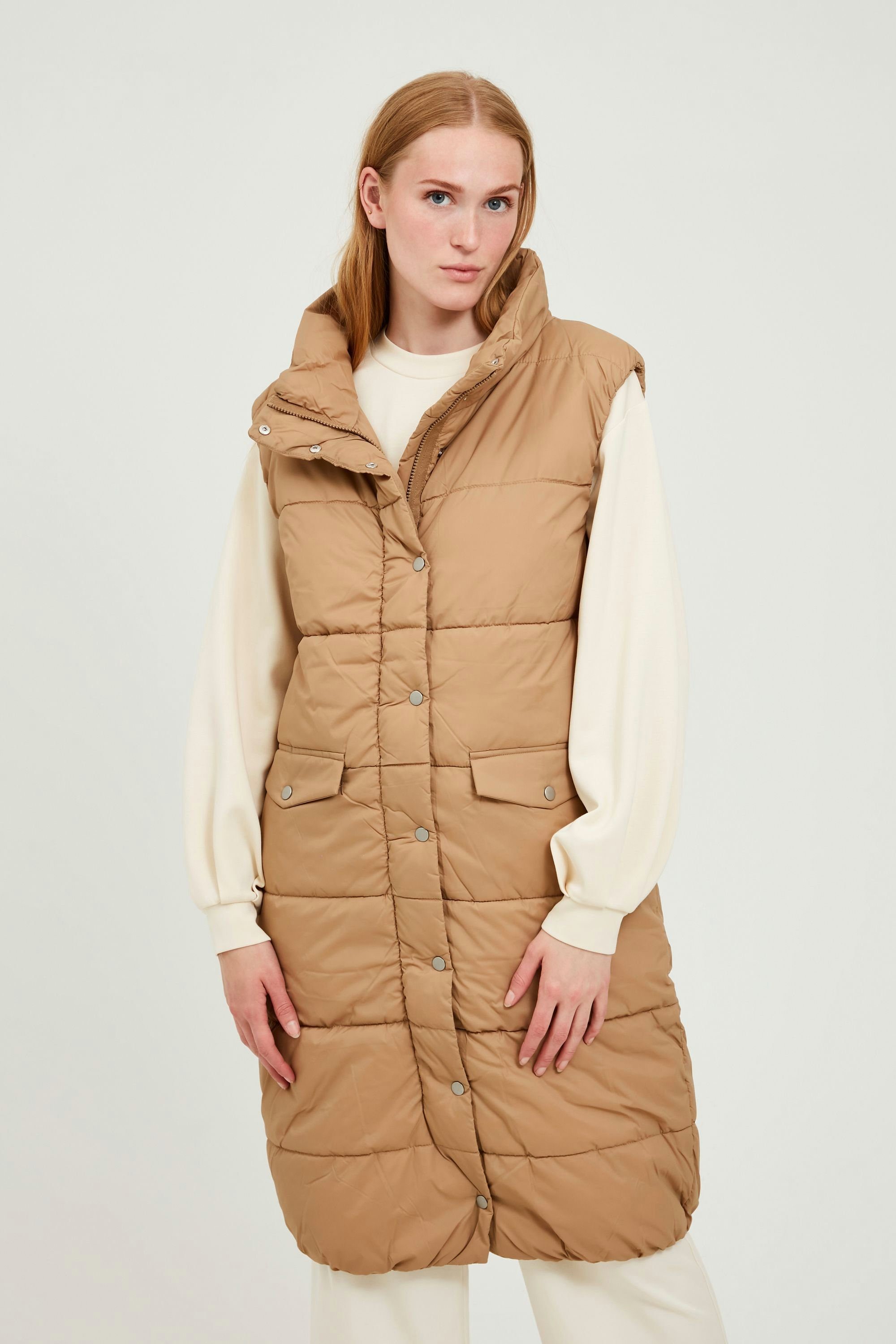 b.young Longweste BYBOMINA WAISTCOAT 2 - 20810086 Modische Longweste mit Steppung