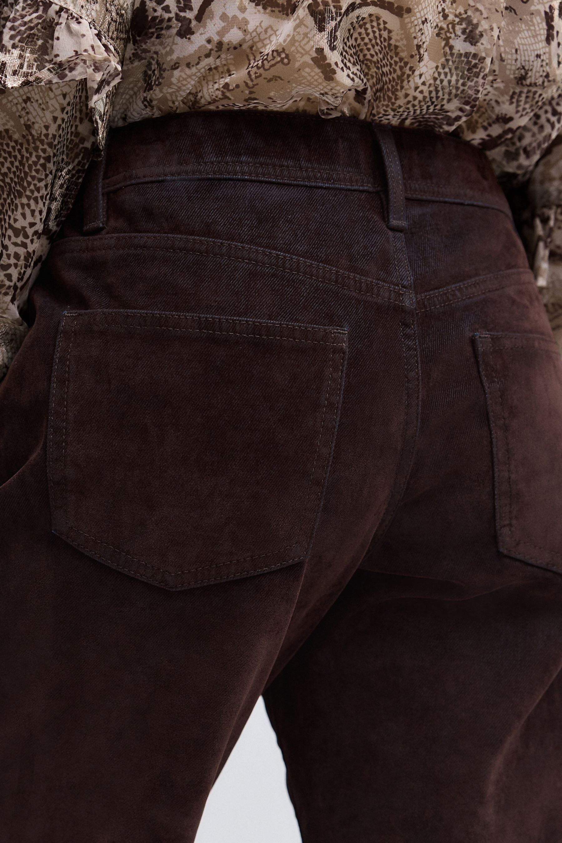 Next Bootcut-Jeans Lockere Jeans aus 100 % Baumwolle im Boot Cut (1-tlg)