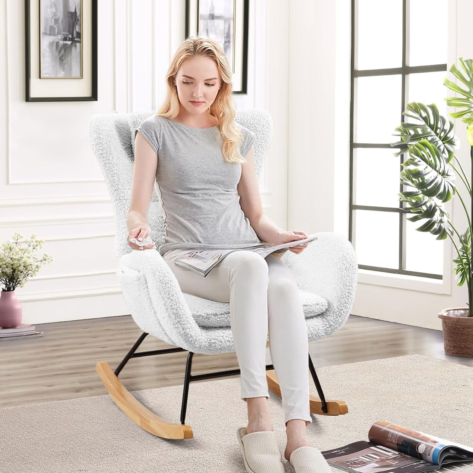 HAUSS SPOLE Schaukelstuhl Relaxsessel Polsterstuhl mit Kopfstütze, Lendenkisse und Seitentaschen (Schaukelstuhl mit hoher Rückenlehne), Kopfstütze und Lendenkissen Teddyplüsch