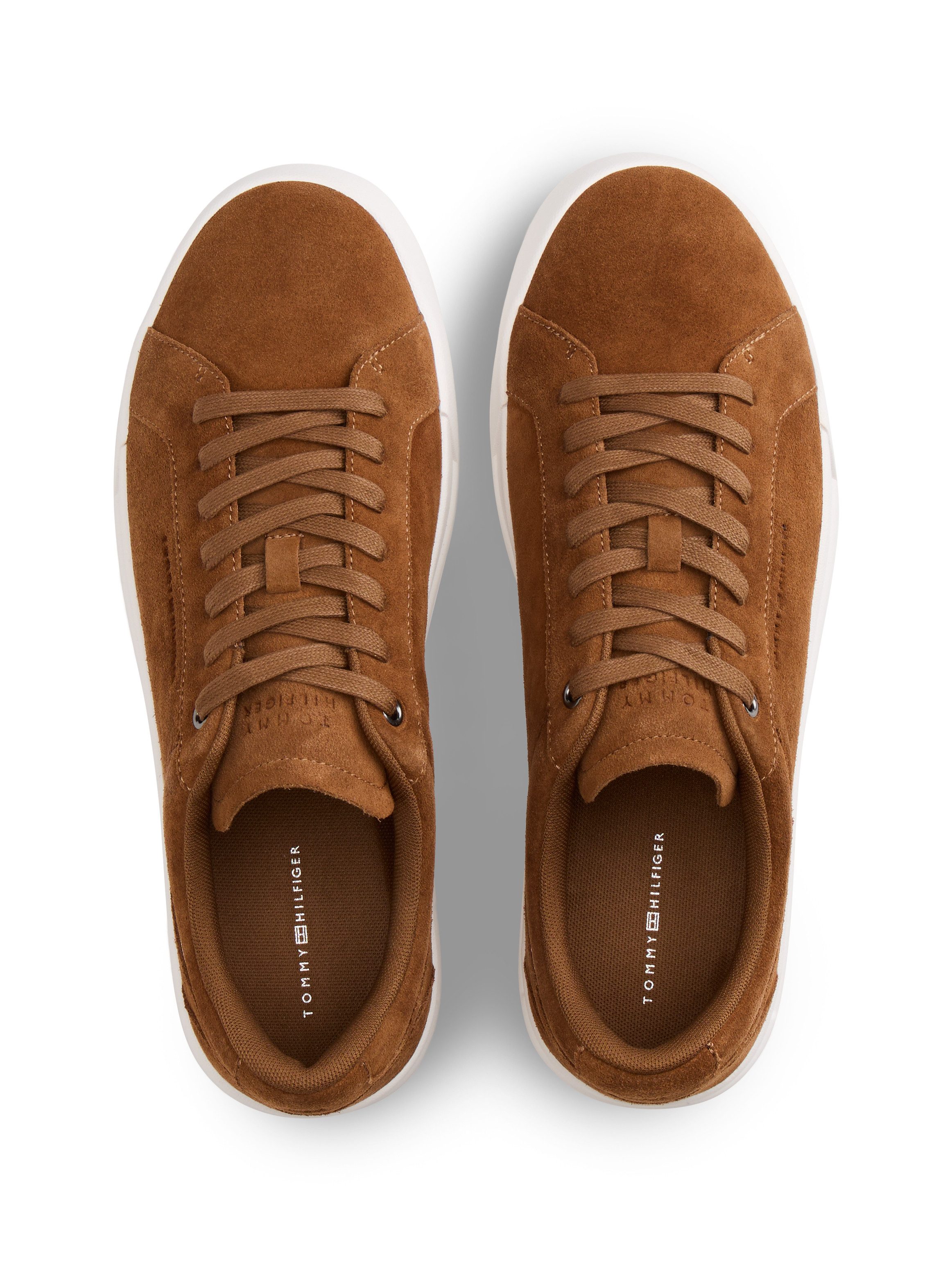 Tommy Hilfiger TH COURT PREMIUM SUEDE Sneaker Freizeitschuh, Halbschuh, Schnürer im Retro-Look – Bild 5 von 5