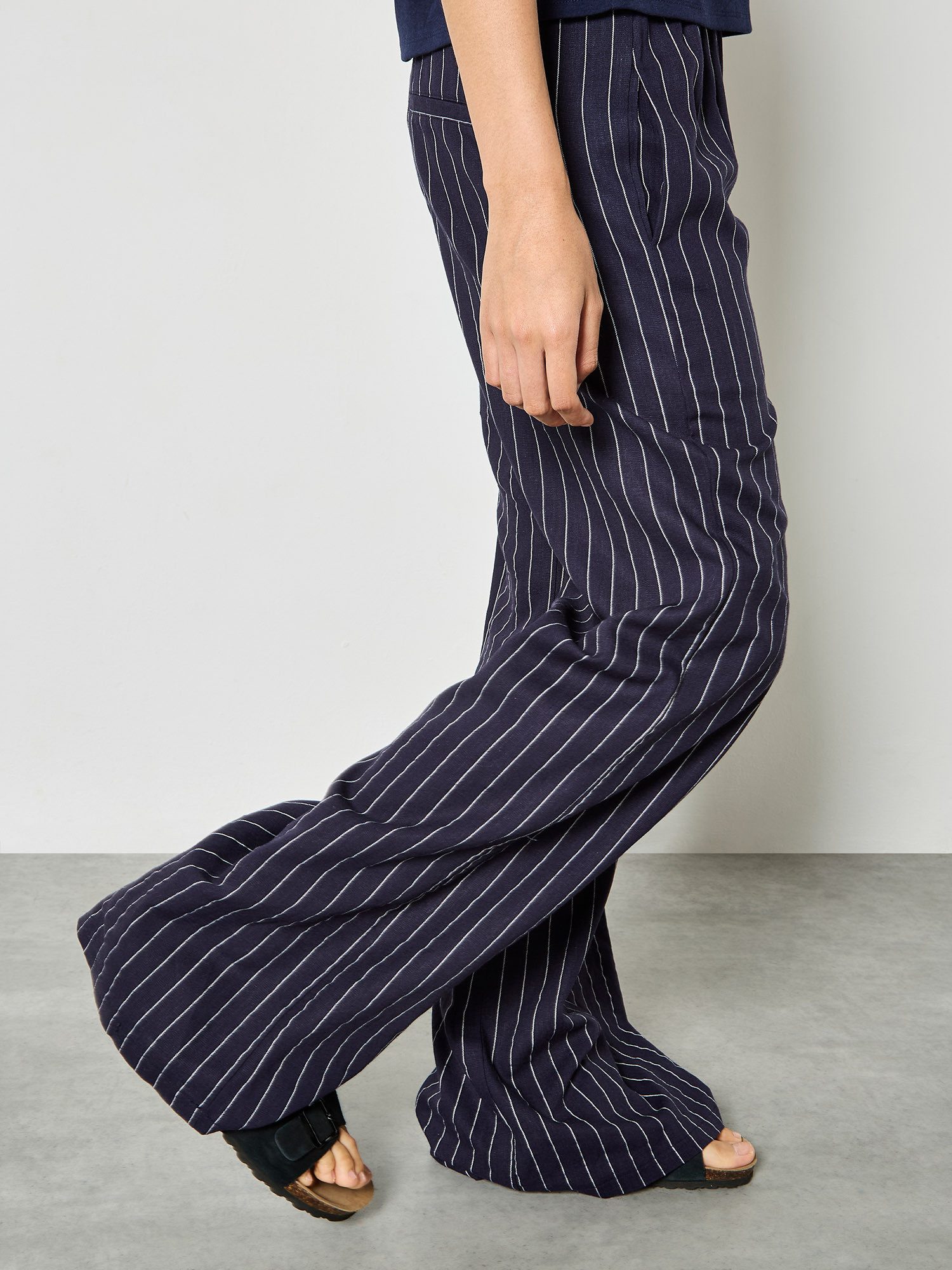 Apricot Leinenhose Breite Hose aus Leinenmischung mit Nadelstreifen