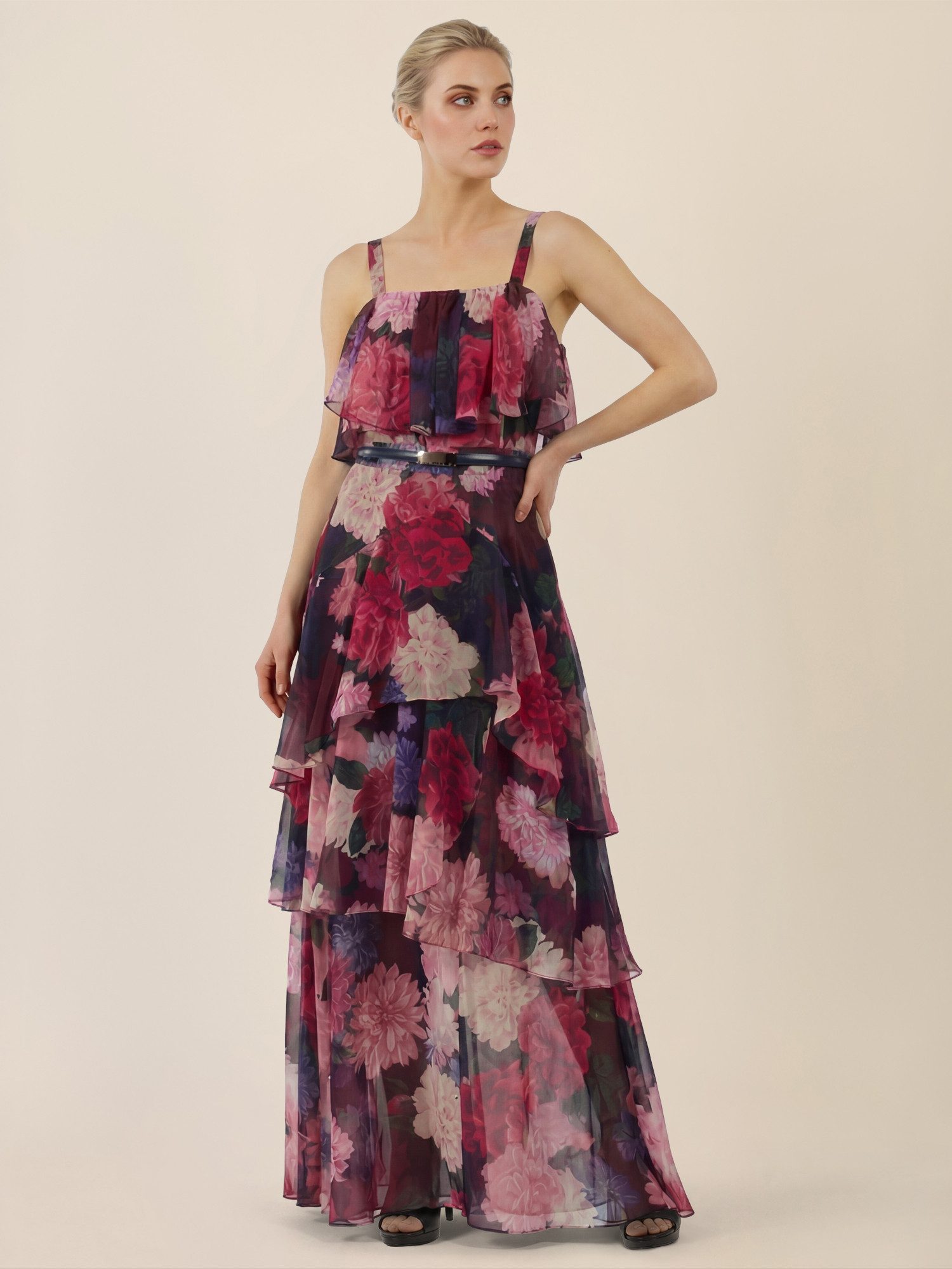 Apart Chiffonkleid mit floraler Eleganz