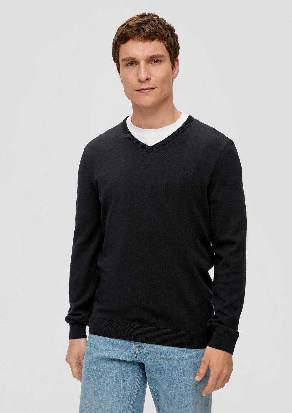 s.Oliver V-Ausschnitt-Pullover Pullover (1-tlg) V-Ausschnitt, langarm, Logo günstig online kaufen