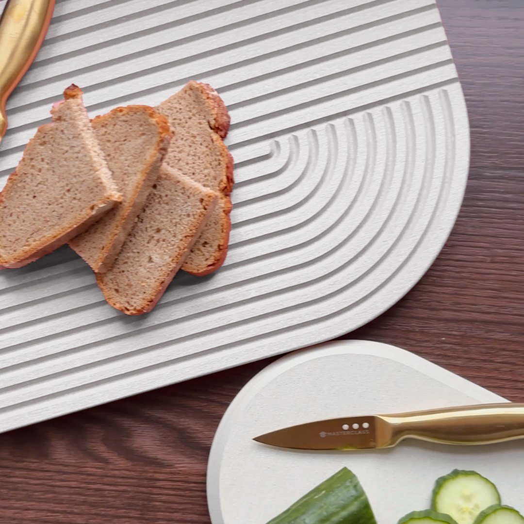 Küchenbrett, lines, 100% nachhaltiges WYE Seiden-Grau Accessoires, Neolign® Frühstücksbrett