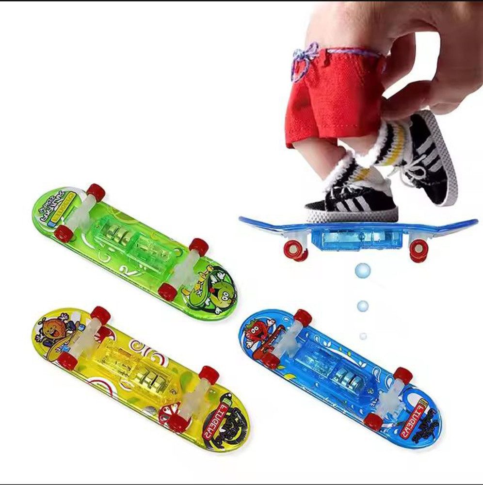 PRECORN Miniskateboard LED Fingerskateboard Set 6 leuchtende Mini Skateboards f. Kinder Teens