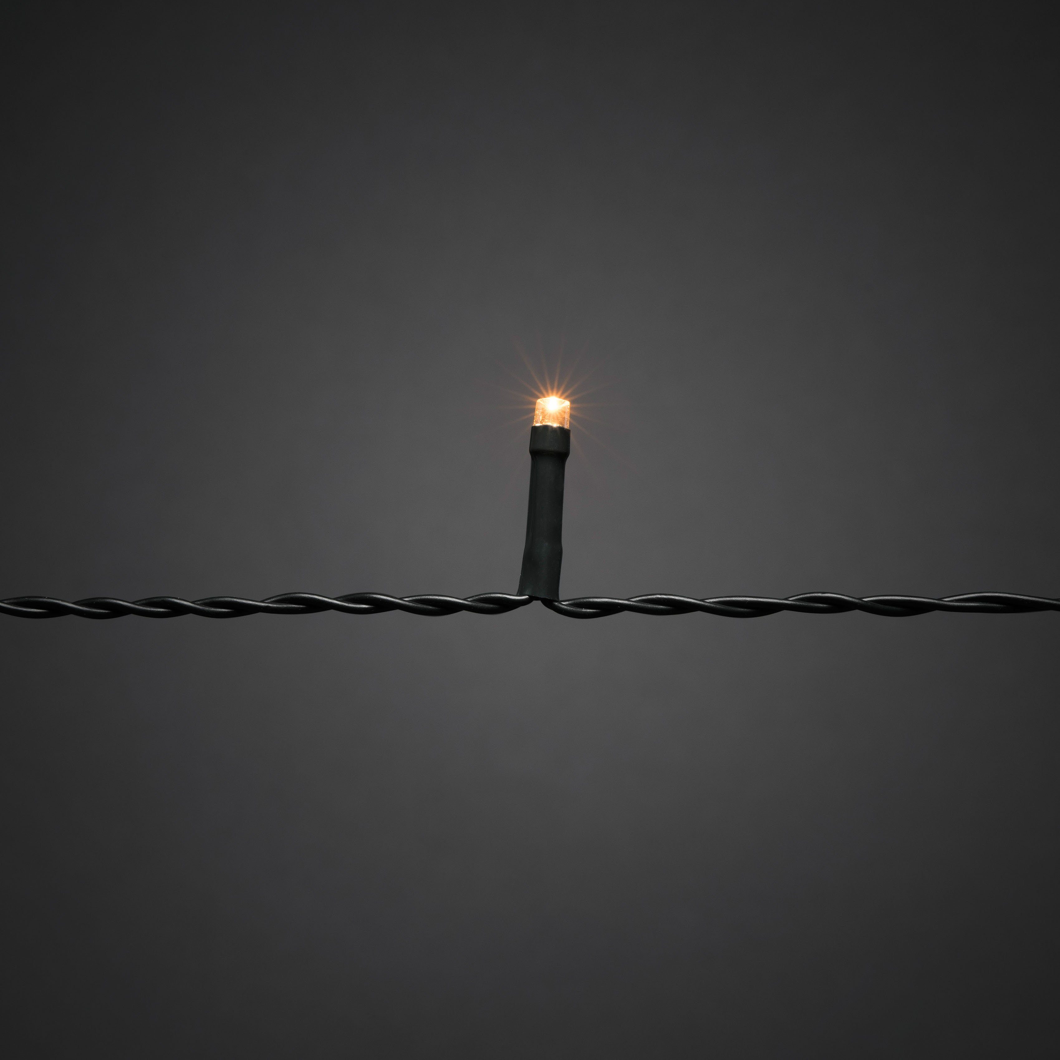 KONSTSMIDE LED-Baummantel, 240-flammig, LED Lichterkette mit Ring Ø 11, 8 Stränge à 30 Dioden