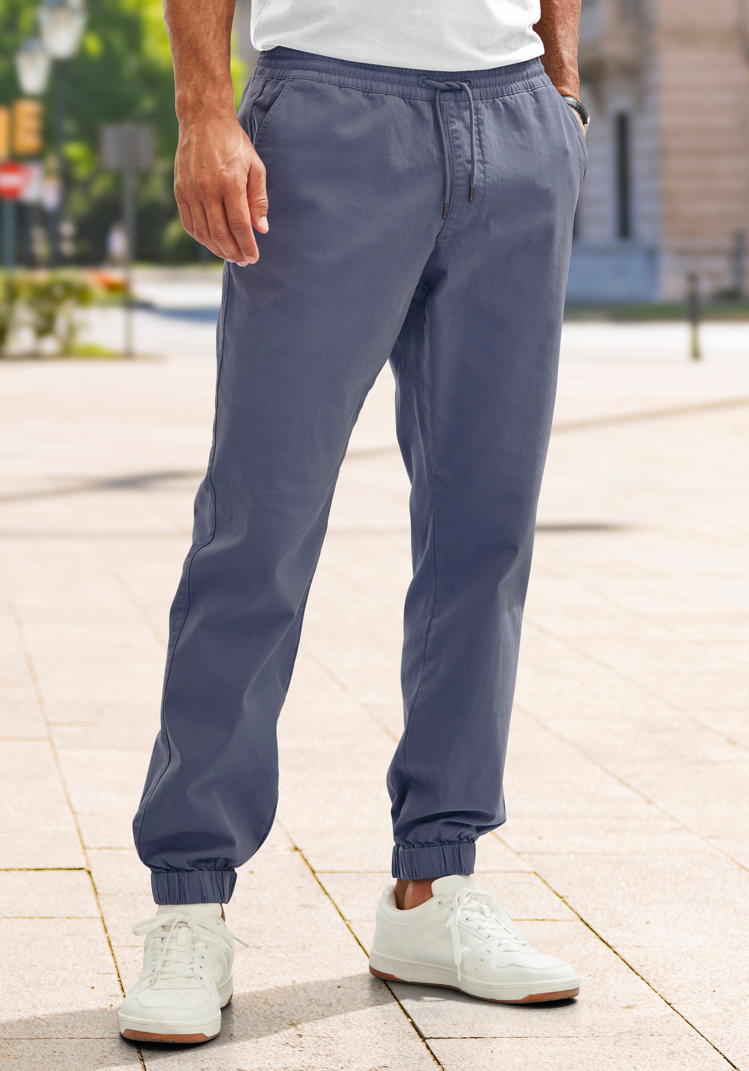 John Devin Stretch-Hose Jogg Pants mit normaler Leibhöhe aus elastischer Baumwoll-Qualität