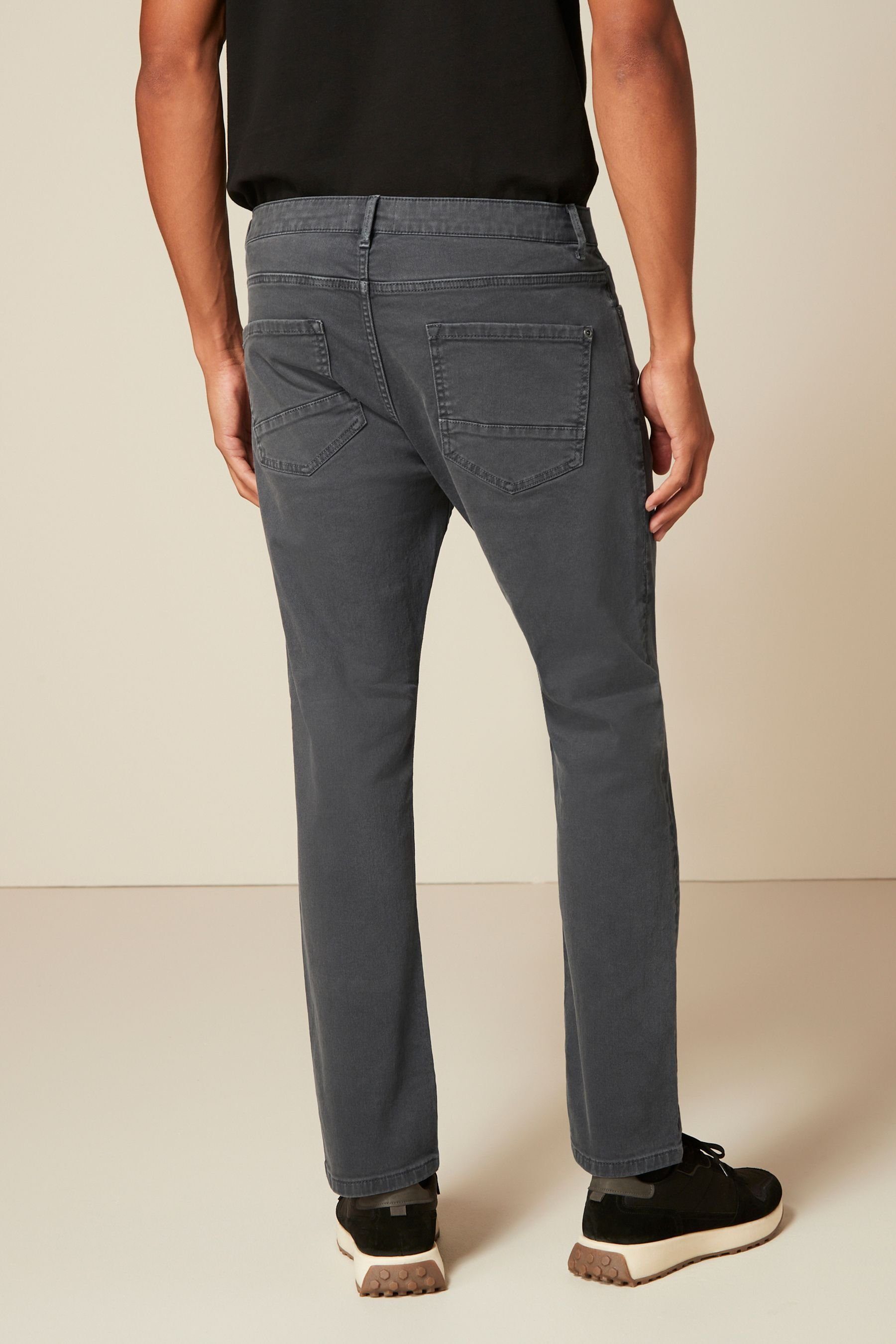 mit Next Slim-fit-Jeans Slim Stretch Fit Essential (1-tlg) Charcoal Grey Jeans