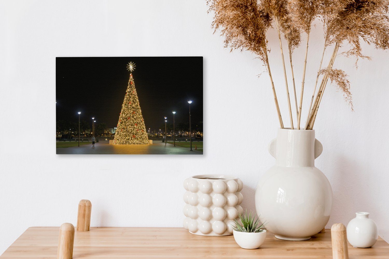 riesiger Weihnachtsbaum Vereinigten Leinwandbild St), in Wandbild Ein Leinwandbilder, Aufhängefertig, (1 Wanddeko, 30x20 den OneMillionCanvasses® cm Staaten,