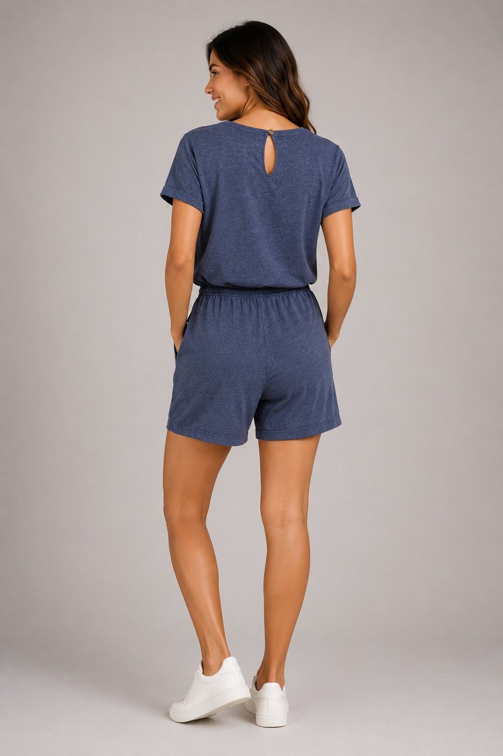 SUBLEVEL Jumpsuit Damen Sommer Overall mit Flechtgürtel Taschen & Turn-Up Ärmeln Perfekte Passform Hochwertige Verarbeitung, Angenehm weich & bequem
