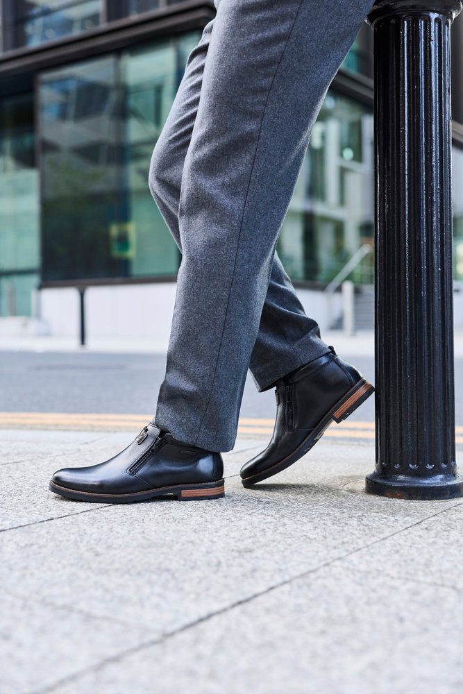 Rieker Stiefelette Reißverschluss-Stiefelette mit riekerTEX Ausstattung, schmale Form