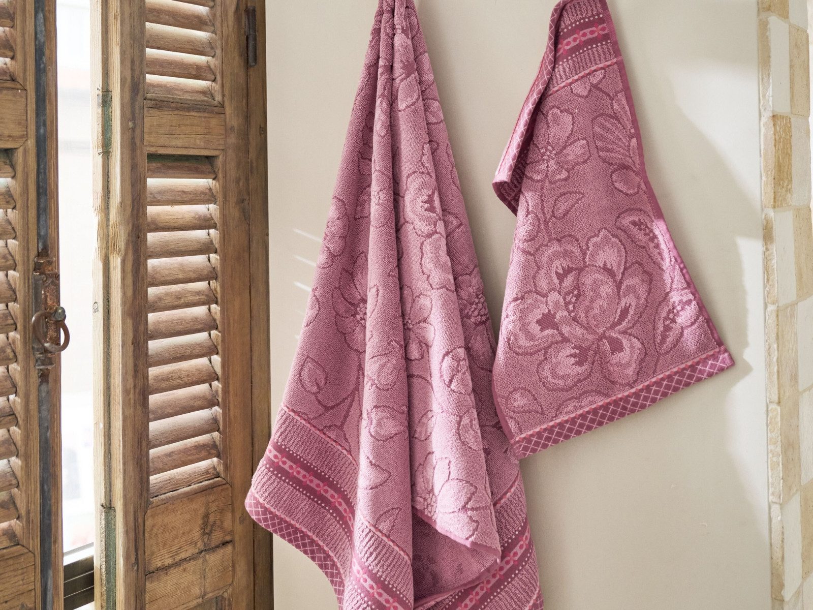 PiP Studio Gästehandtuch Jasmin Jacquard Gästehandtuch light pink 30x50cm (1 Stück), 100% Baumwolle (340543)