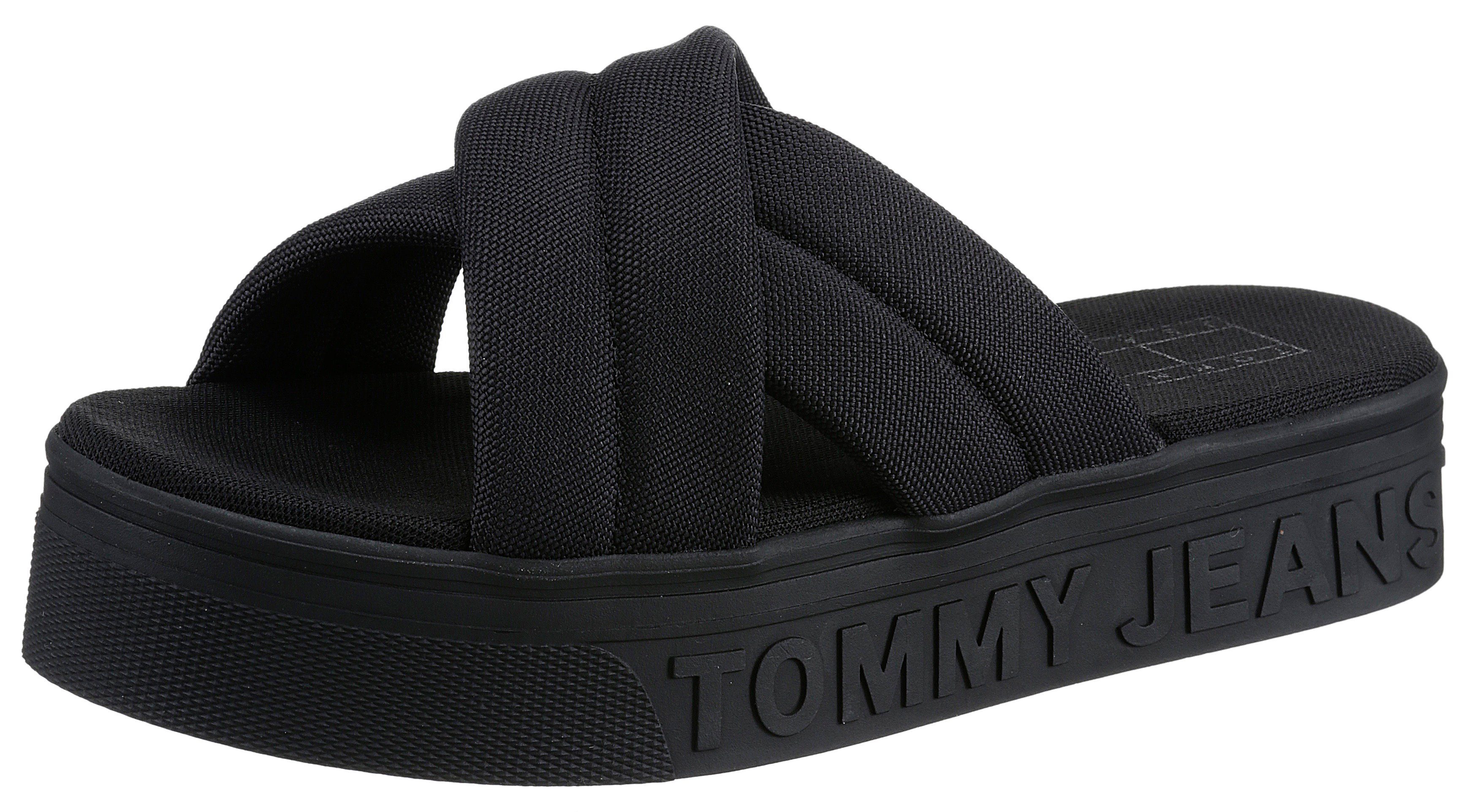 Tommy Jeans TOMMY JEANS FLTFRM SANDAL schwarz wattierter Kreuzbandage mit Pantolette