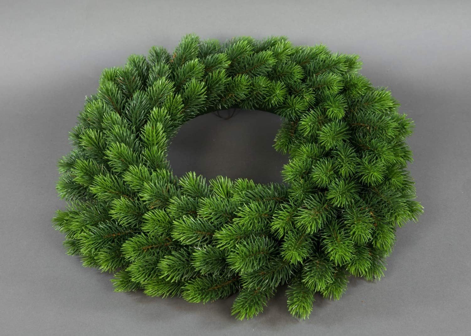 Kunstkranz Edel Tannenkranz YF mit runden Kunststoffnadeln künstliche Tannenkränze, Seidenblumen Roß, 100% PE - Spritzgussverfahren - Durchmesser: 50cm