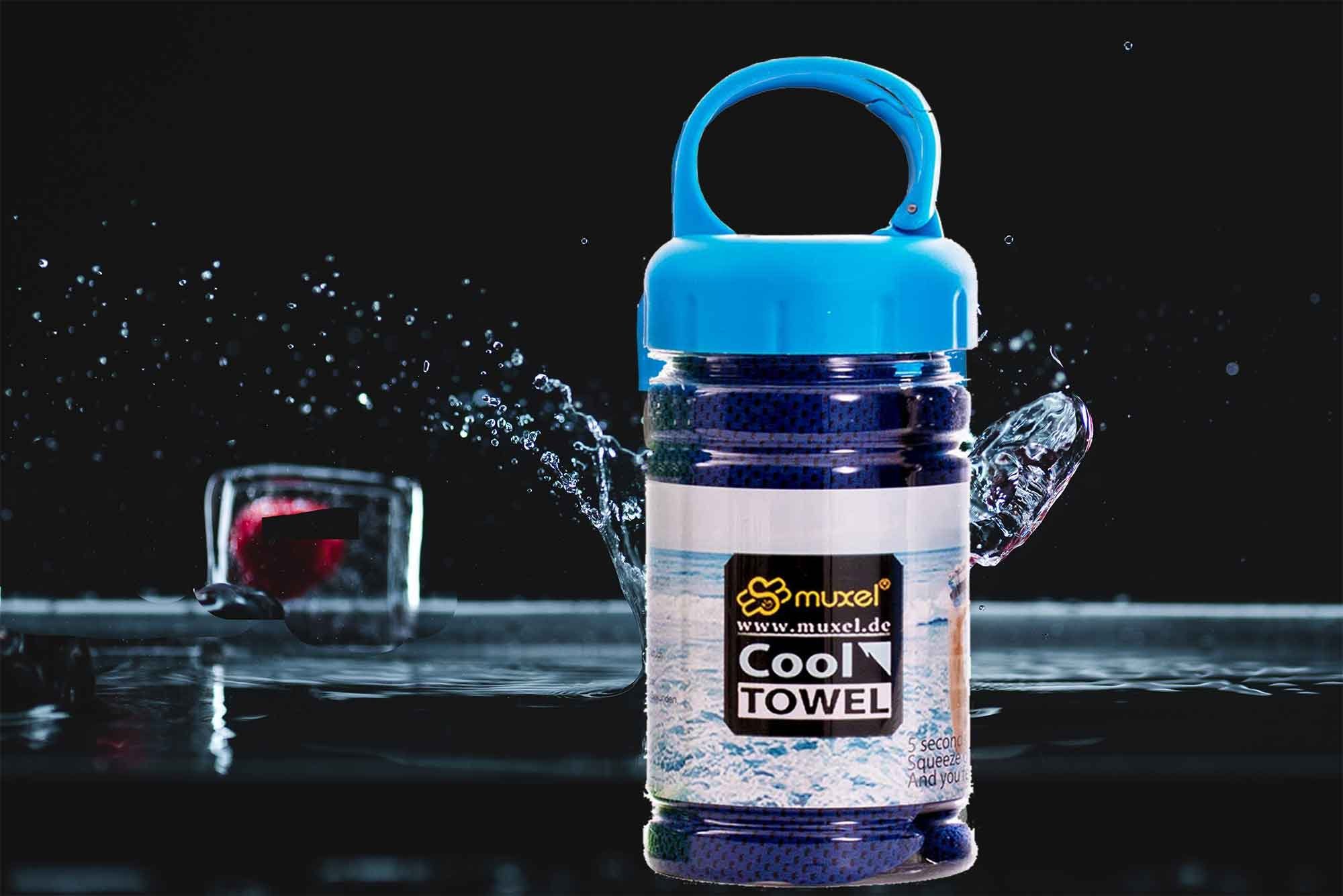 Massagerolle Cool Towel Dunkelblau Kühltuch mit Flasche