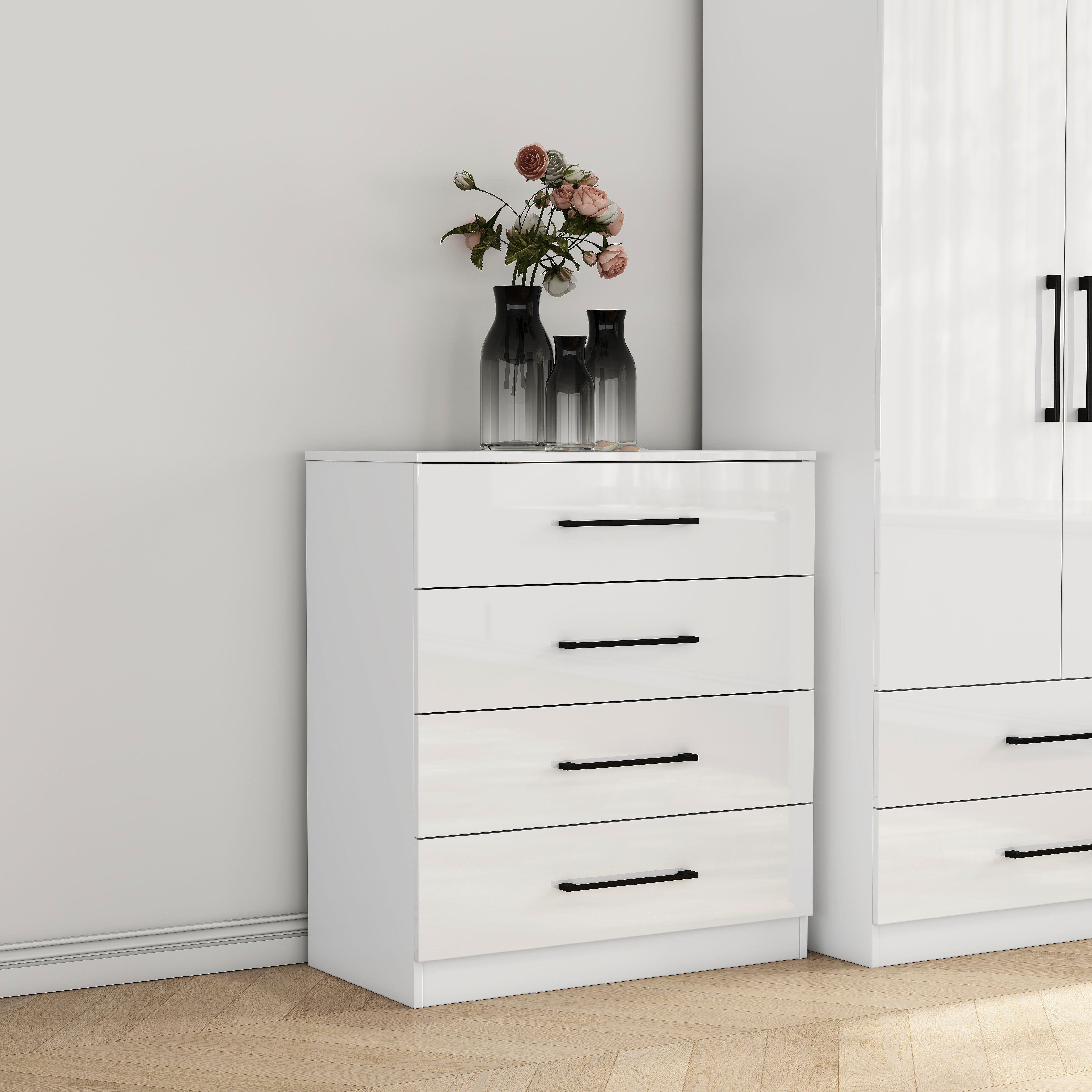 OTTO home Schubkastenkommode Sylt Schlafzimmerschrank Garderobe Schrank hochglanz (1 St., Viel Stauraum im Schlafzimmer mit hochglänzenden Fronten), Beistellschrank mit 4 Schubladen