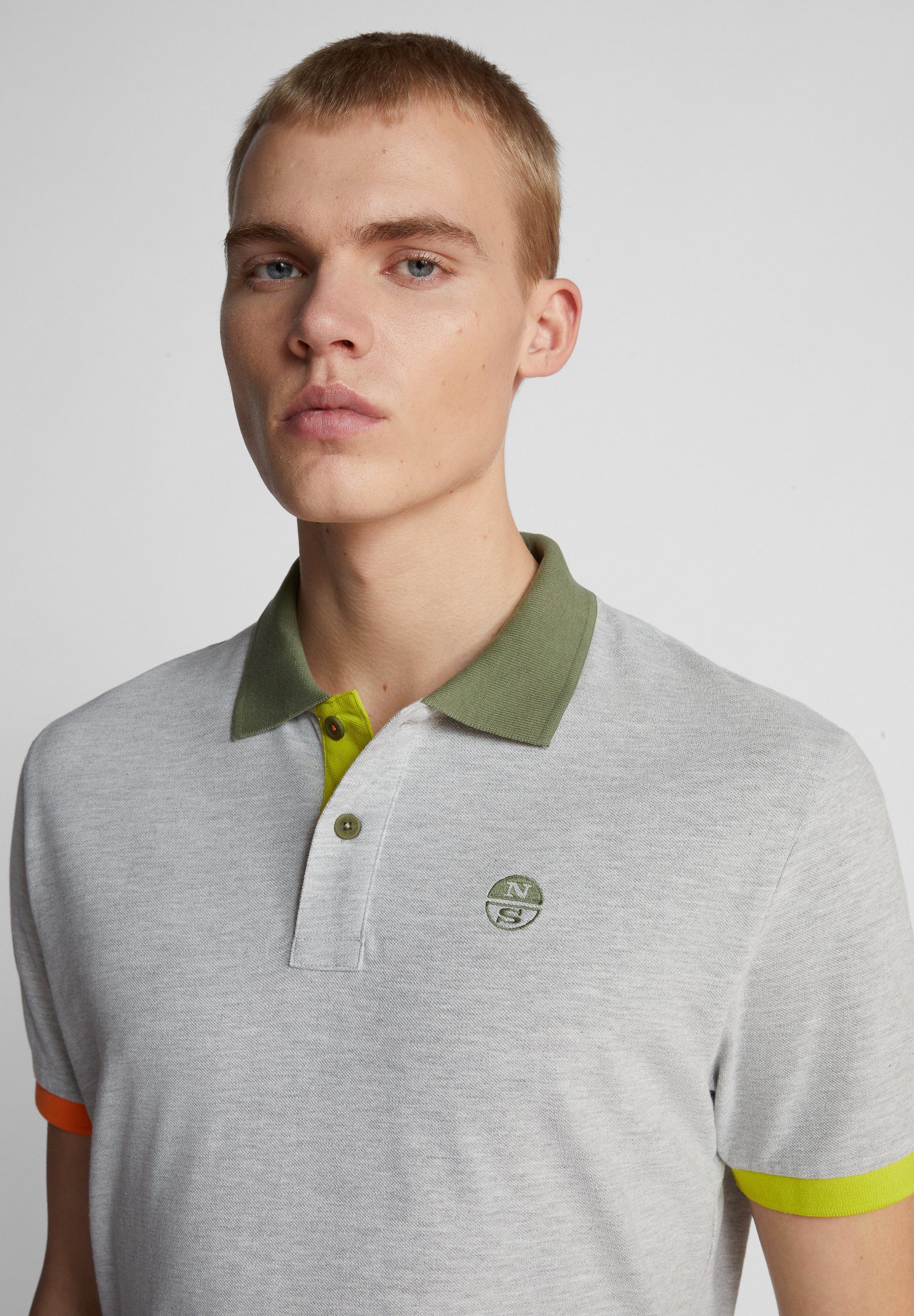 mit North Polo GRAY Colour-Block Poloshirt Sails MOLORED