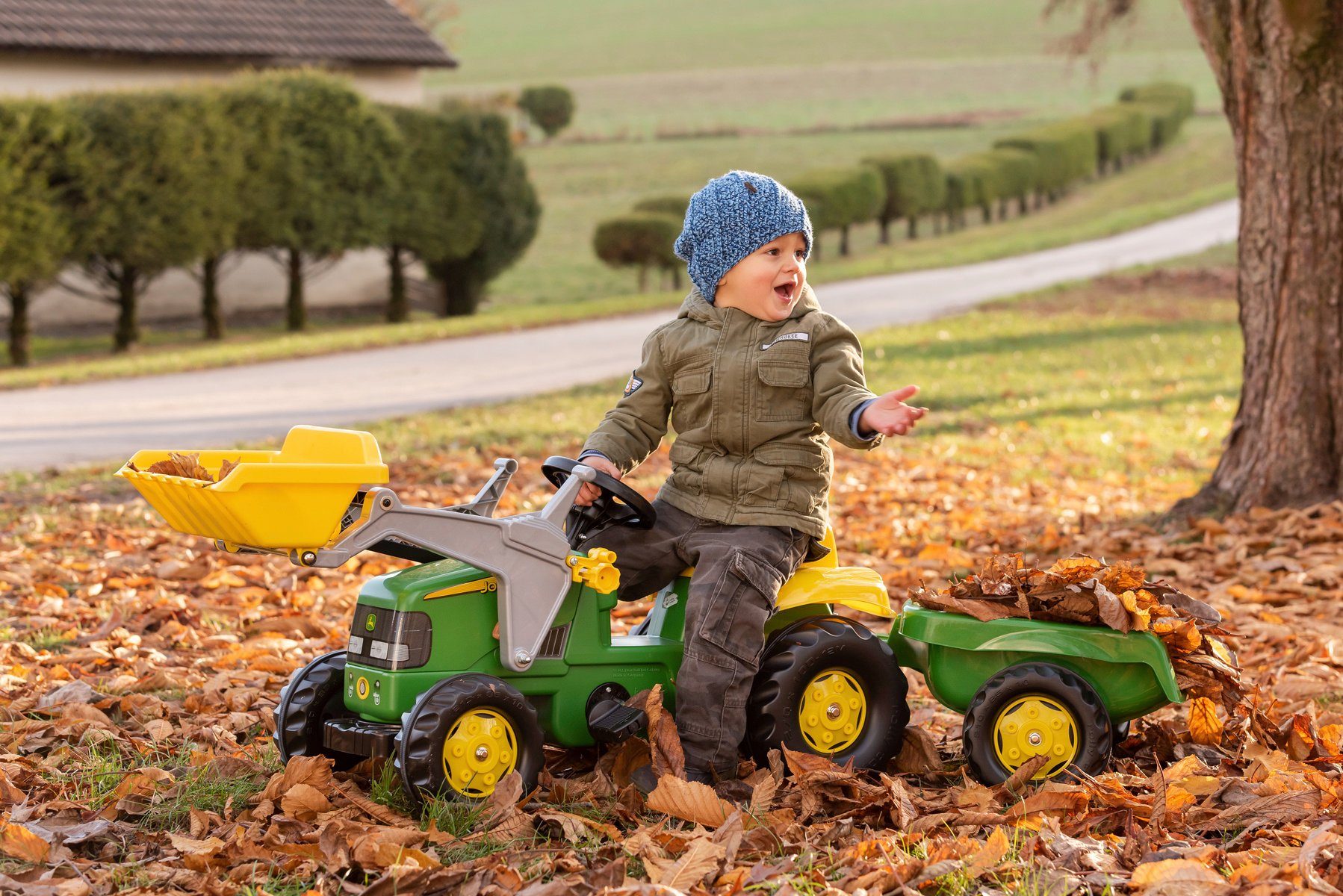 rolly toys® Trettraktor rollyKid, John Deere, mit Trailer und Lader
