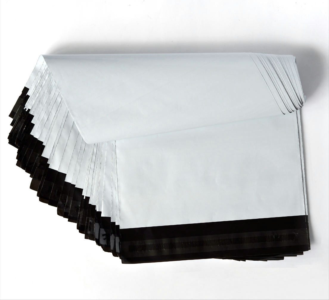 LMG Germany Versandtasche Folienversandtasche 240 x 350 mm Super elastisch, wasserabweisend, reißfest, robust, 240x350 mm, 100 Stück