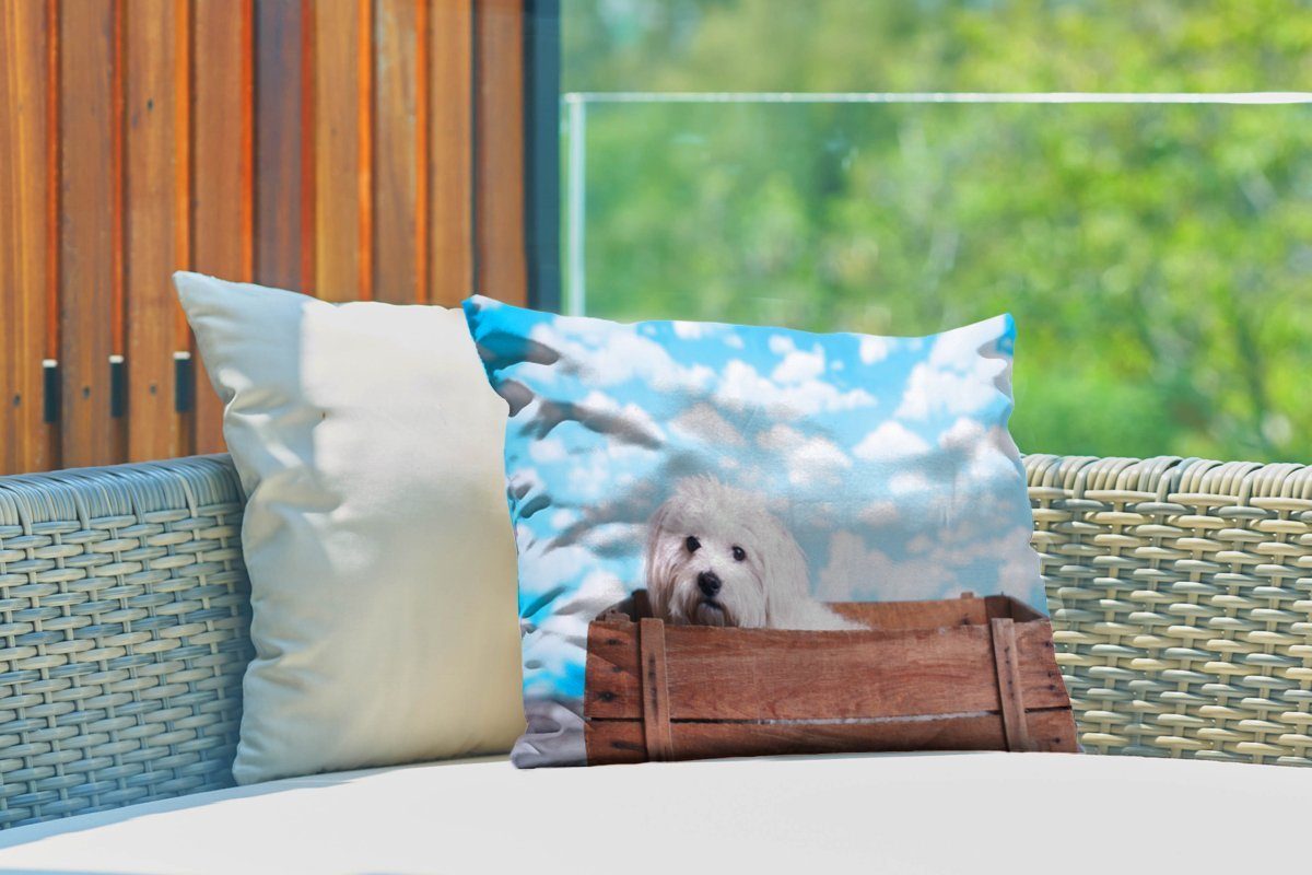 MuchoWow Dekokissen Malteser Hund in Polyester, Outdoor-Dekorationskissen, Kissenhülle Dekokissenbezug, Holzkiste, einer