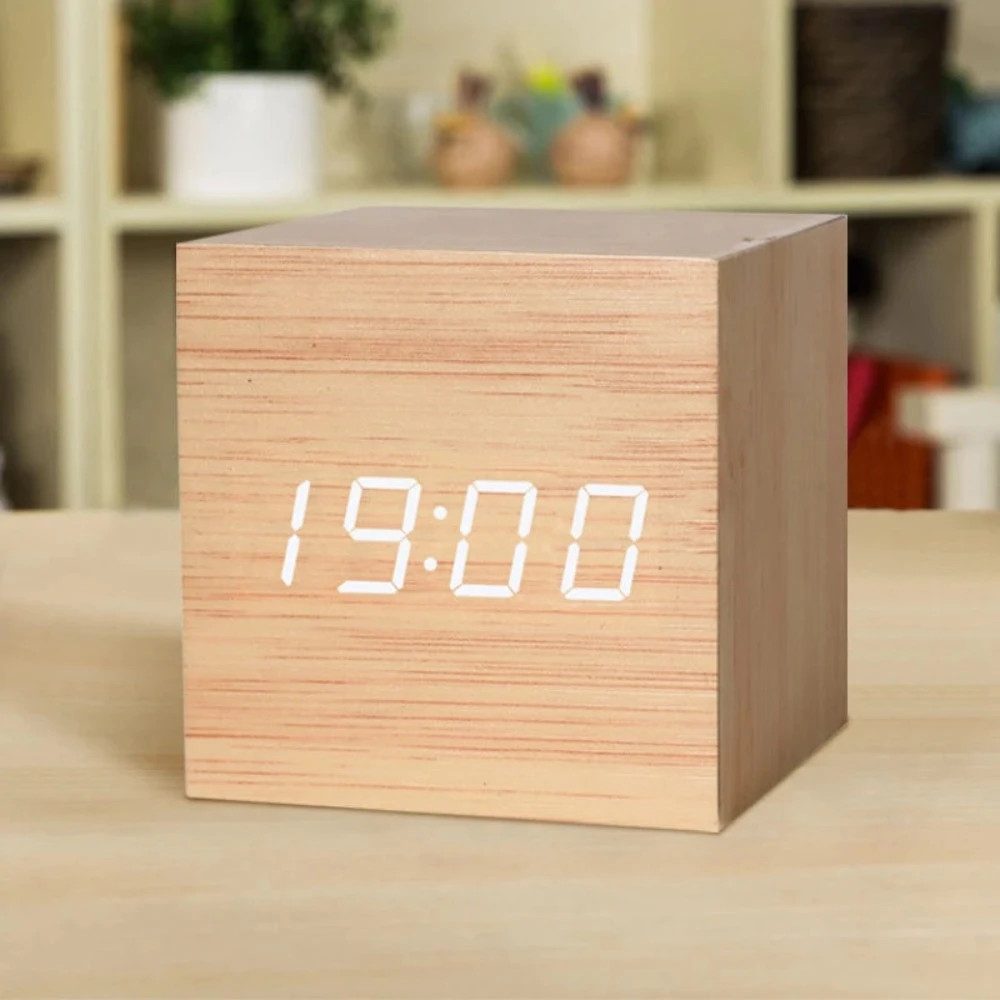Tinisu Wecker Holz Uhr Retro LED Wecker - Nordic Stil Braun