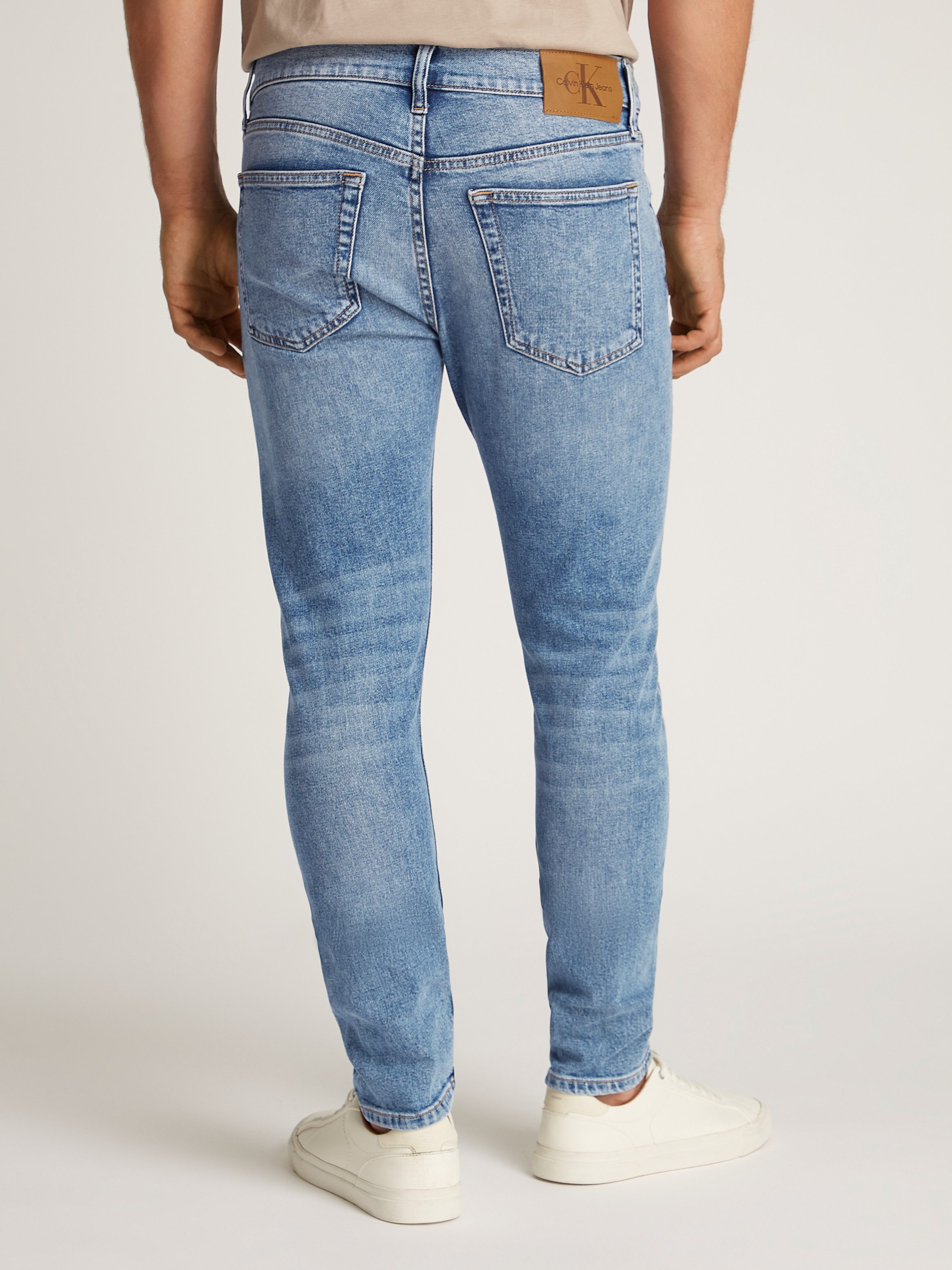 Calvin Klein Jeans Slim-fit-Jeans SLIM TAPER Coinpocket, Logostickerei günstig online kaufen