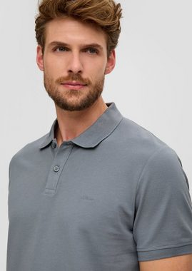 s.Oliver Poloshirt mit Logostickerei