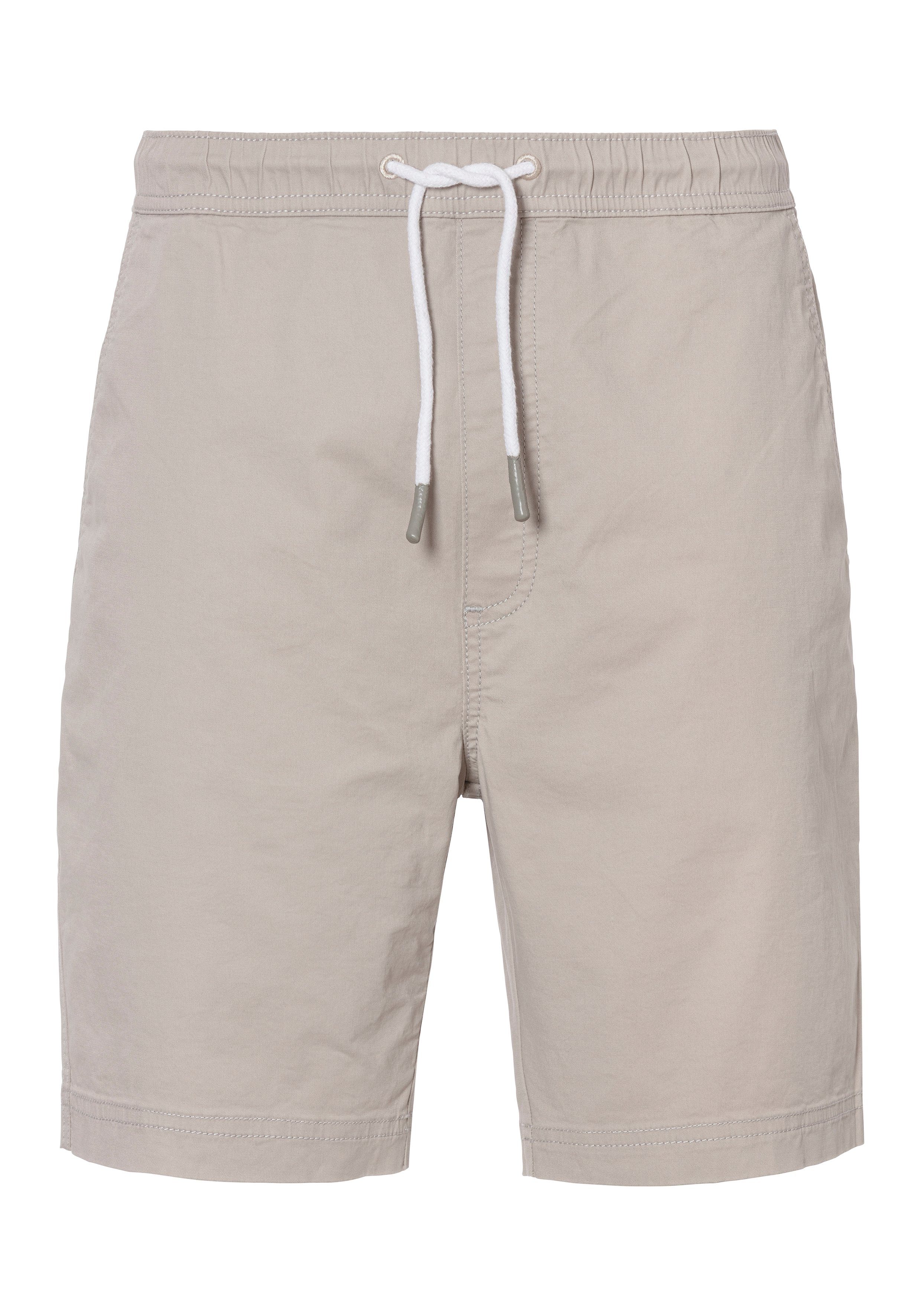 John Devin Shorts Bermuda kurze Hose aus elastischer, gewebter Baumwollqualität. € 29,99