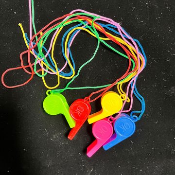 HIBNOPN Schweißband Schweißband Fußball Handgelenksband (6 Farbe) + 12x Plastik Whistle